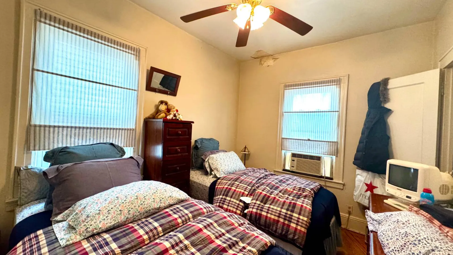Property at 76-22 60th Lane, Glendale, NY 11385 12