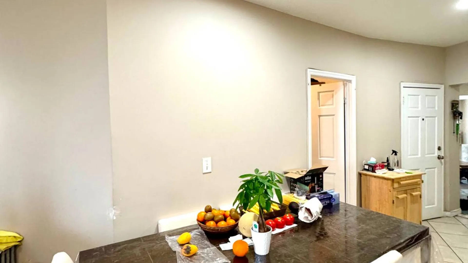 Property at 76-22 60th Lane, Glendale, NY 11385 5