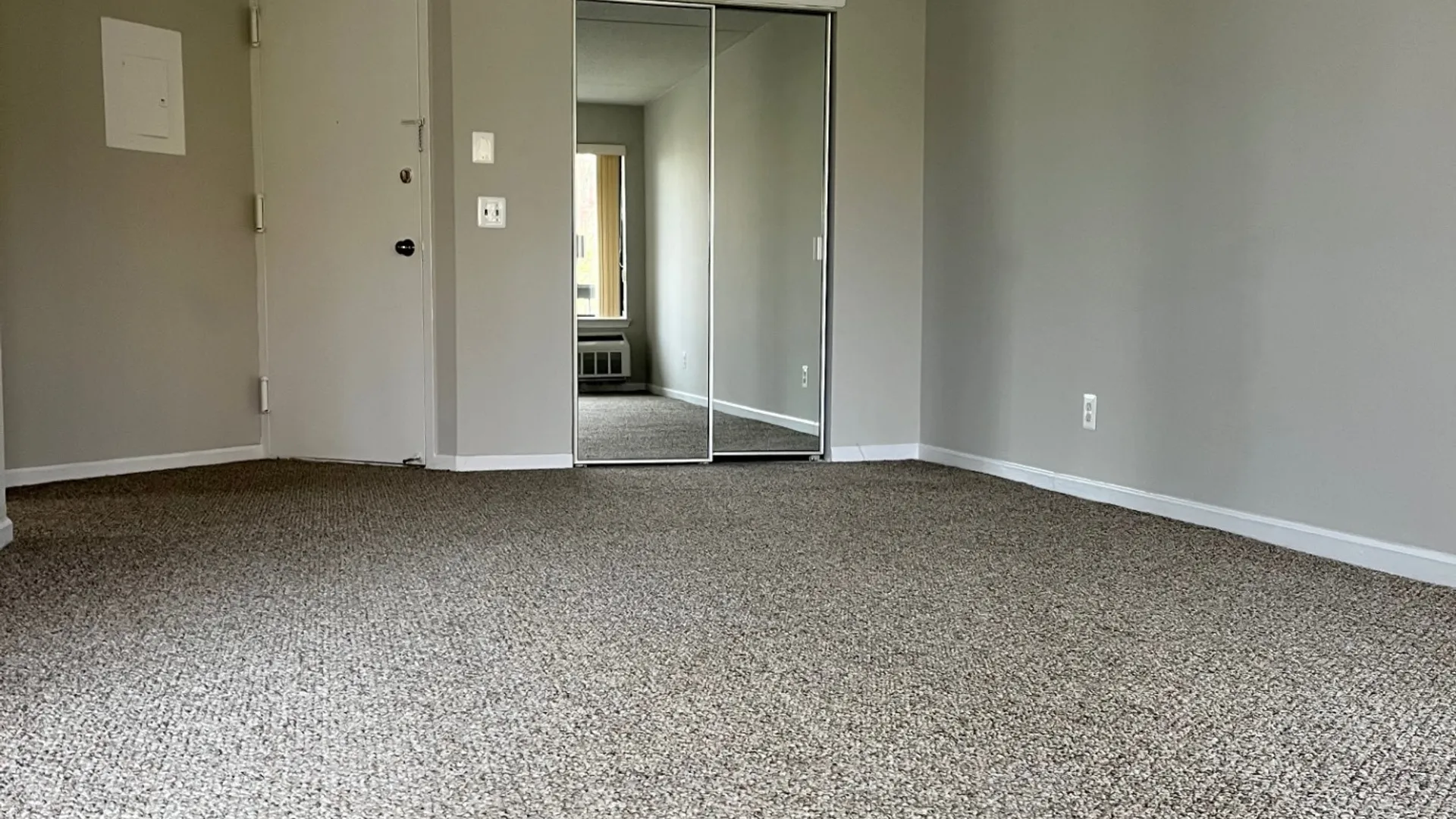 Property at 145 Wellington Ct, Staten Island, NY 10314 9