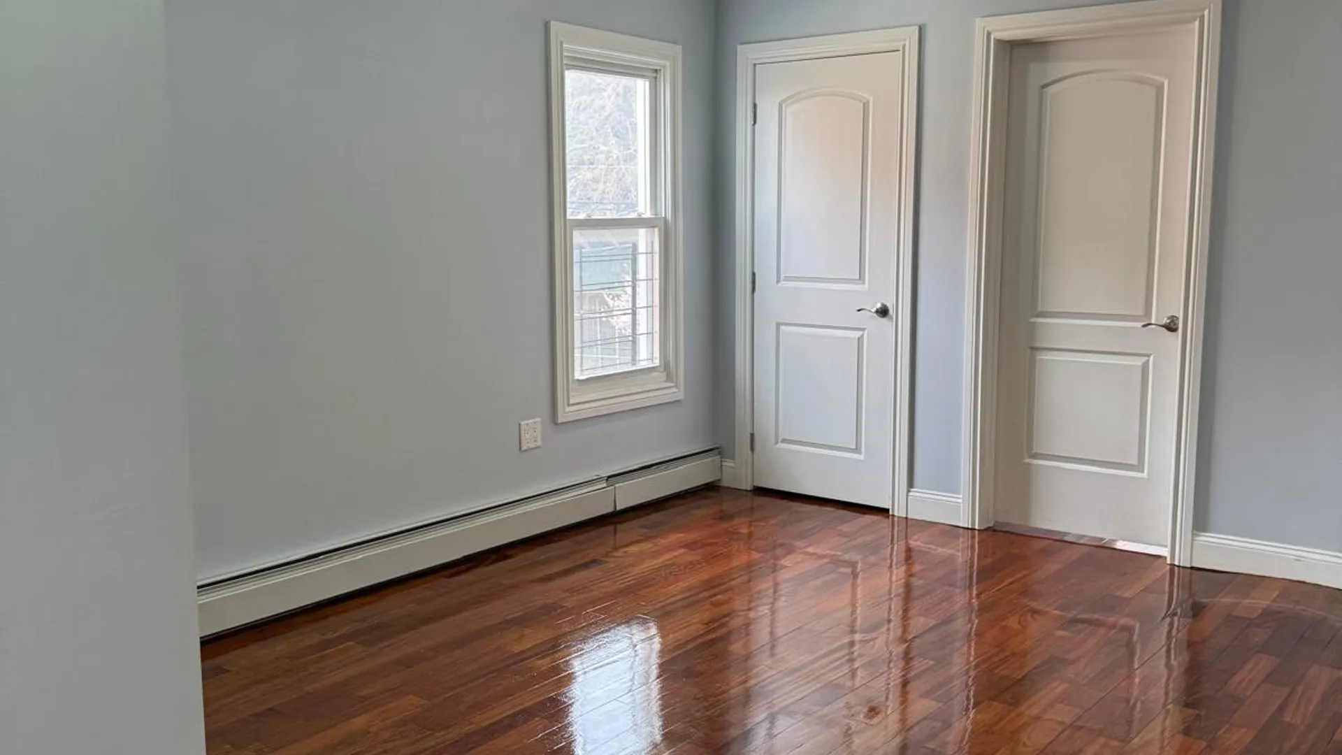 Property at 820 E 216, Bronx, NY 10467 4