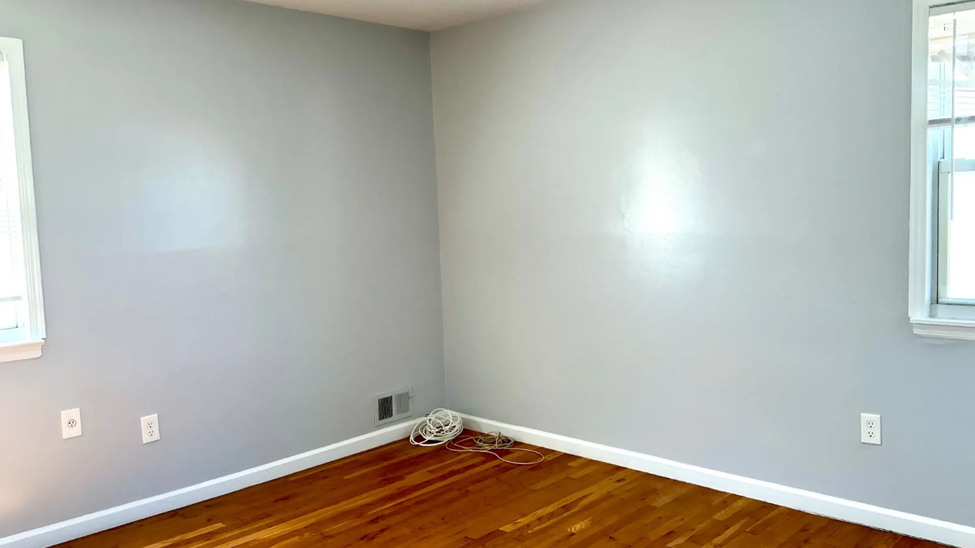 Property at 300 Jefferson Ave, Staten Island, NY 10306 14