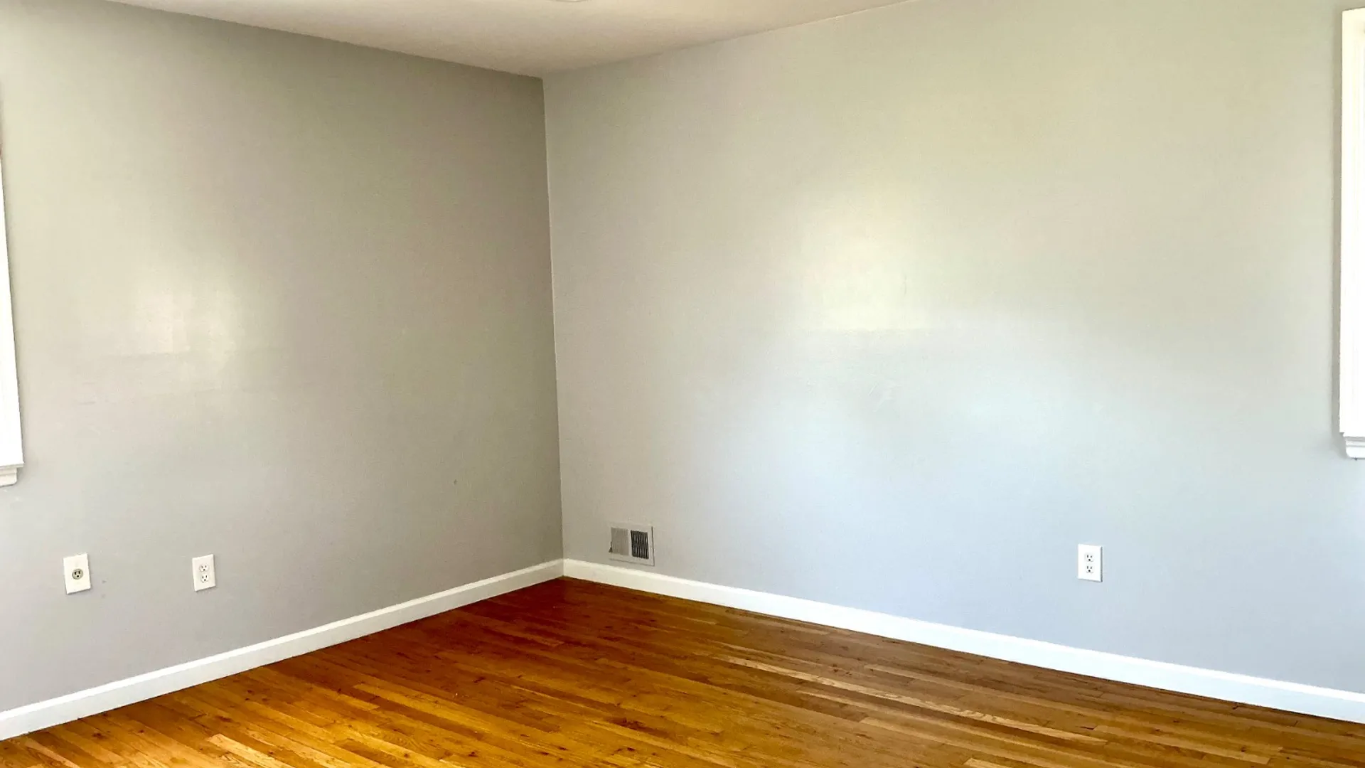 Property at 300 Jefferson Ave, Staten Island, NY 10306 15