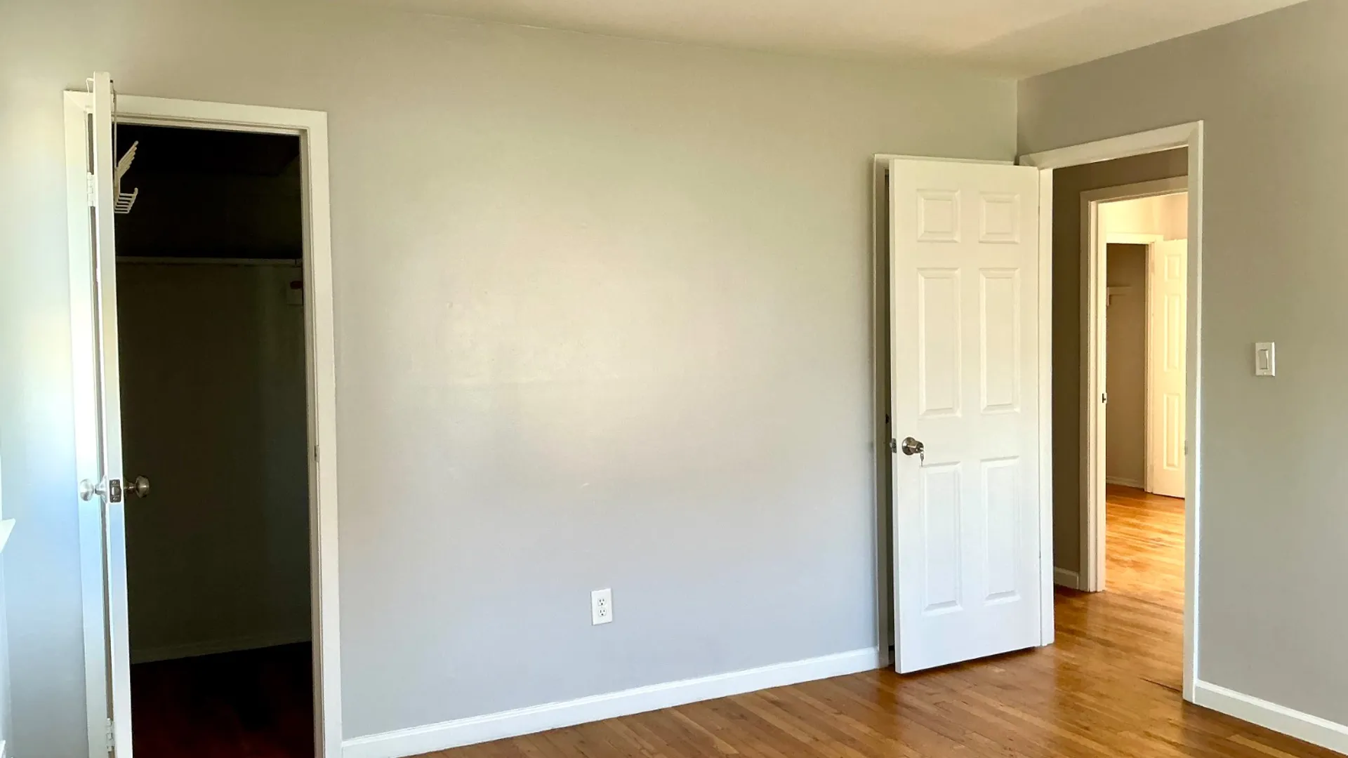 Property at 300 Jefferson Ave, Staten Island, NY 10306 16