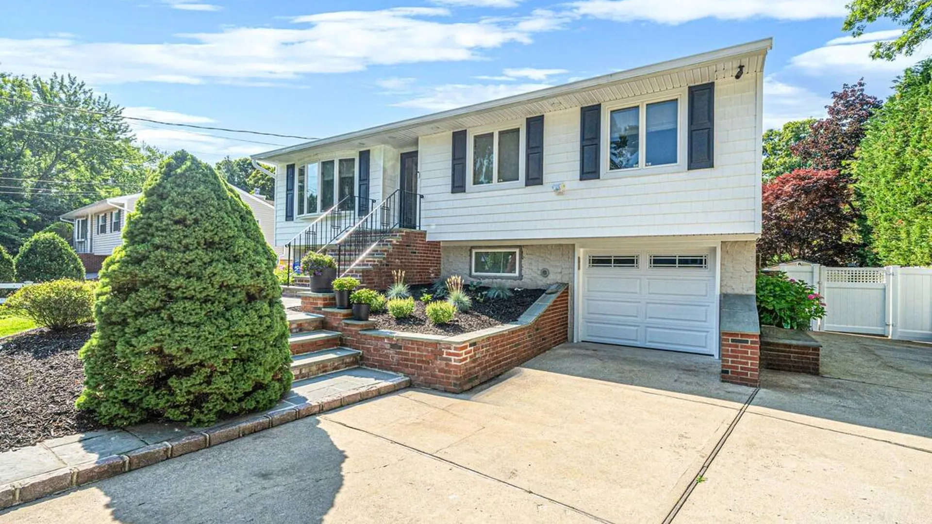 Property at 22 Milburn Road, Centereach, NY 11720 3