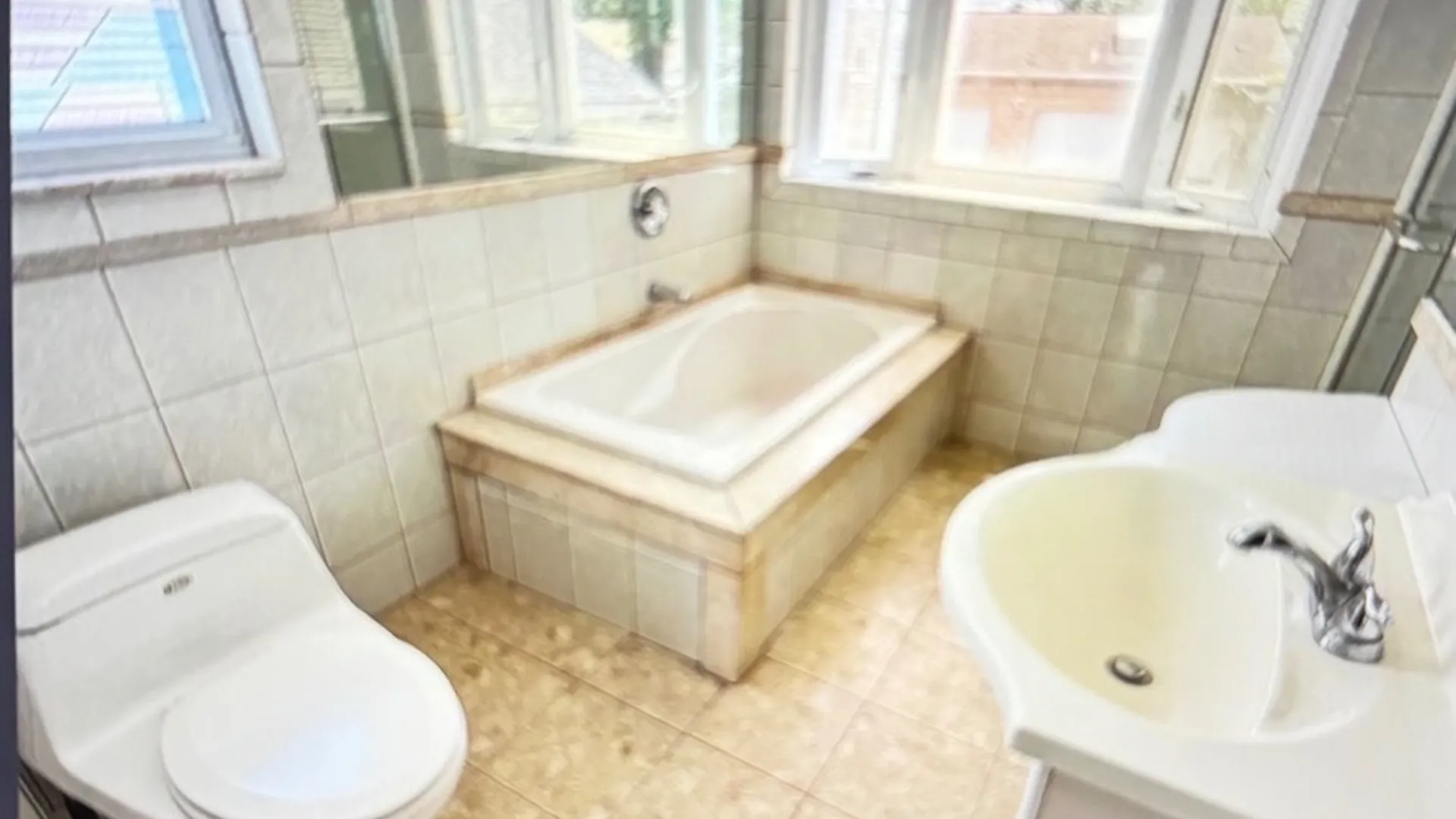 Property at 4310 victory blvd, staten isalnd, NY 10314 4