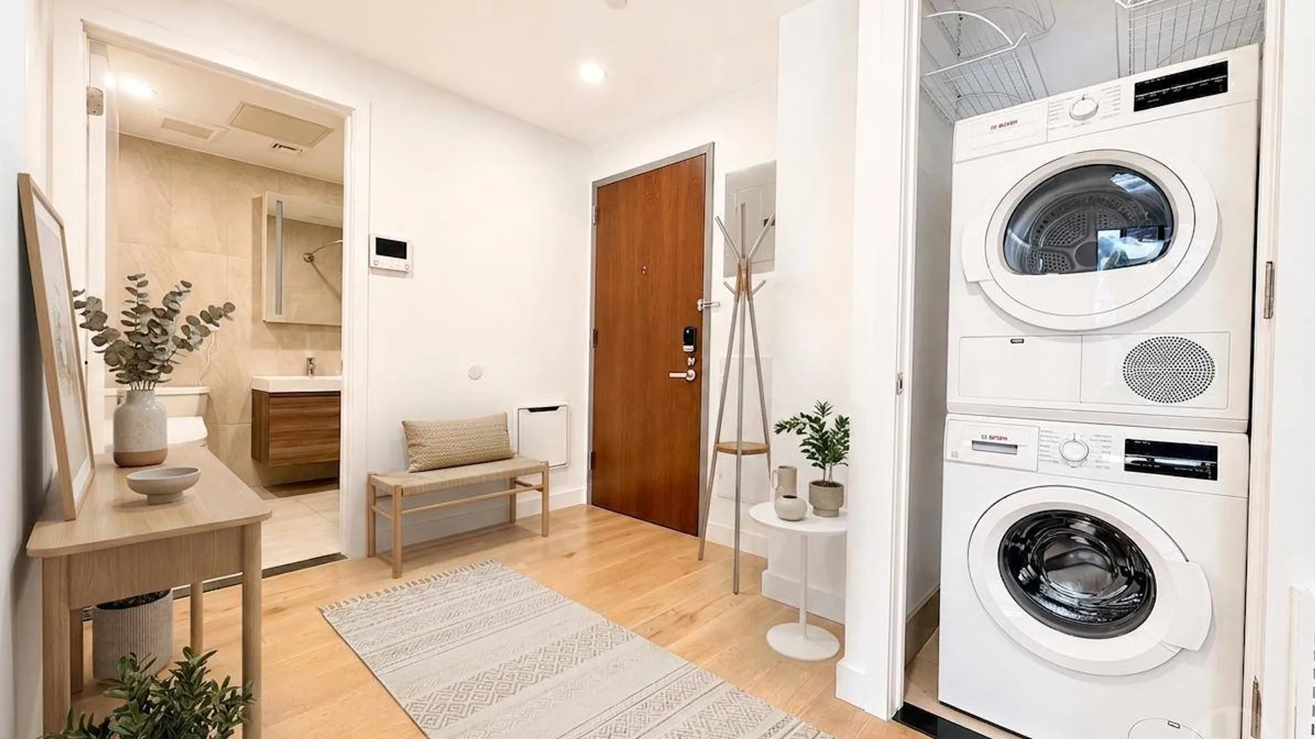 Property at 14 -33 31st Ave, Queens, NY 11106 5