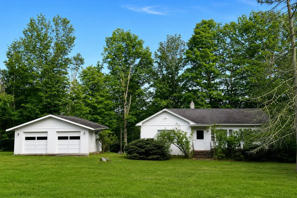 Property at 901 State Route 296, Jewett, NY 12444