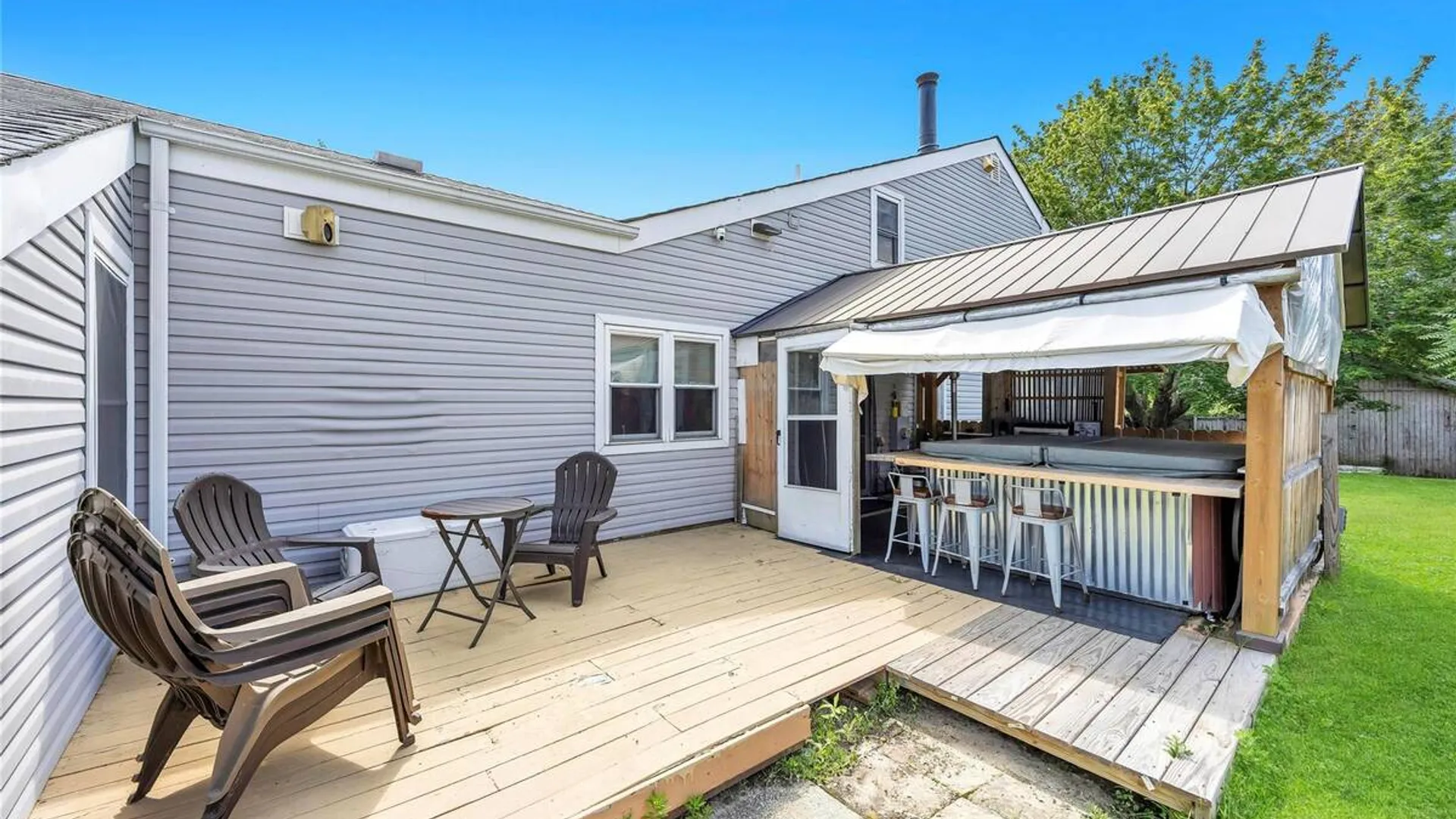 Property at 12 Handy Lane, Medford, NY 11763 11