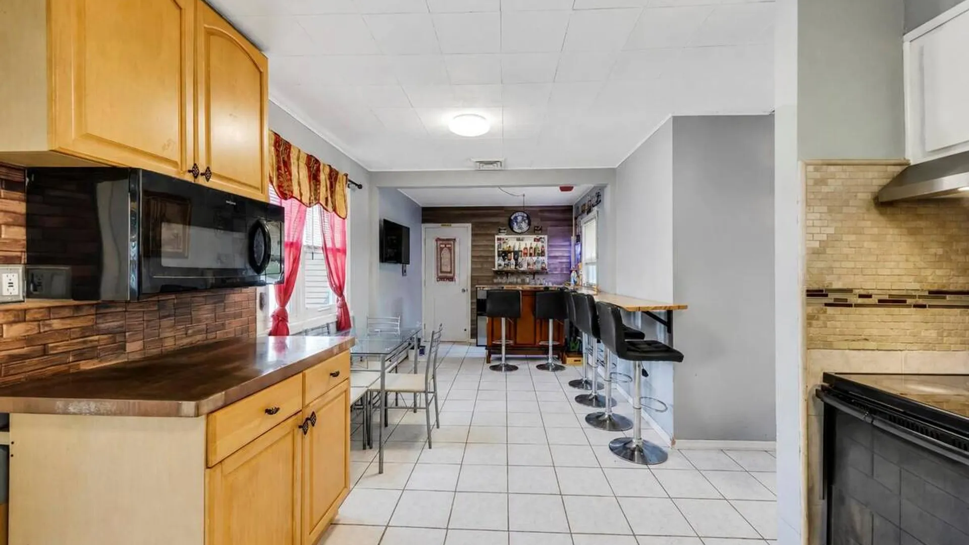 Property at 12 Handy Lane, Medford, NY 11763 19