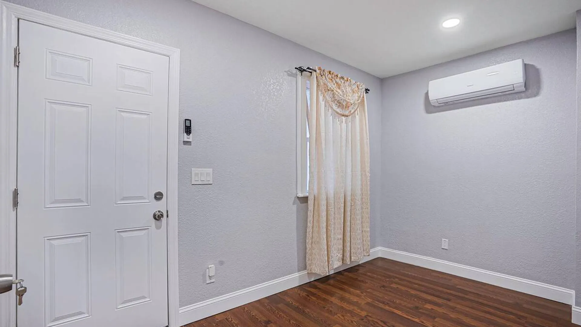 Property at 9411 210th Street, Queens Village, NY 11428 23