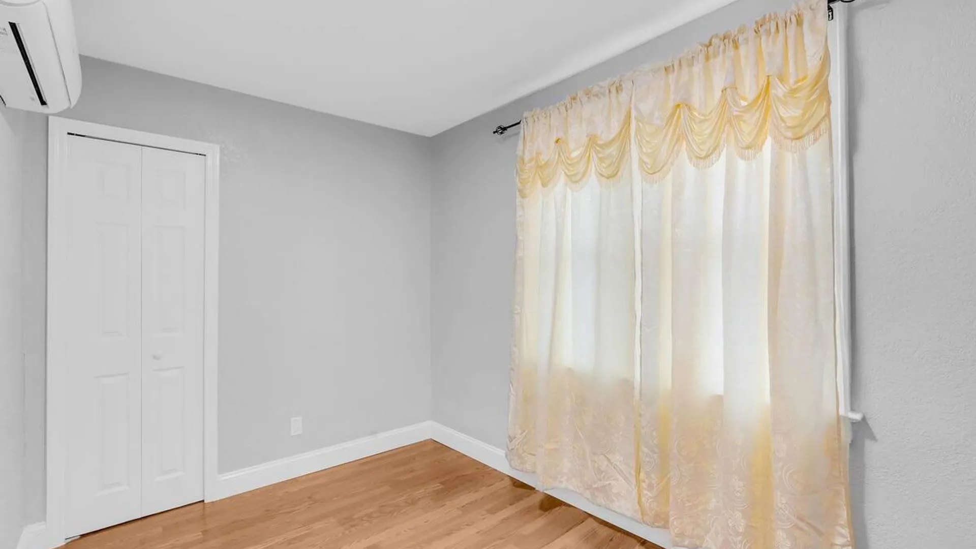 Property at 9411 210th Street, Queens Village, NY 11428 41