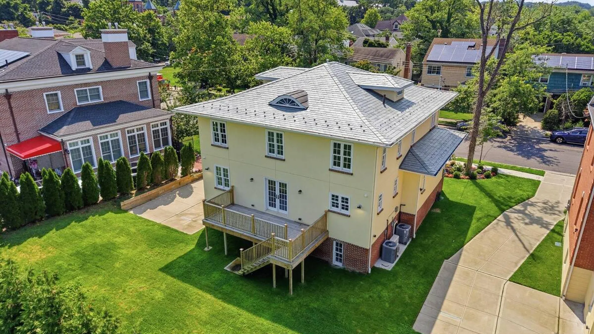 Property at 233-25 38 Drive, Douglaston, NY 11363 44