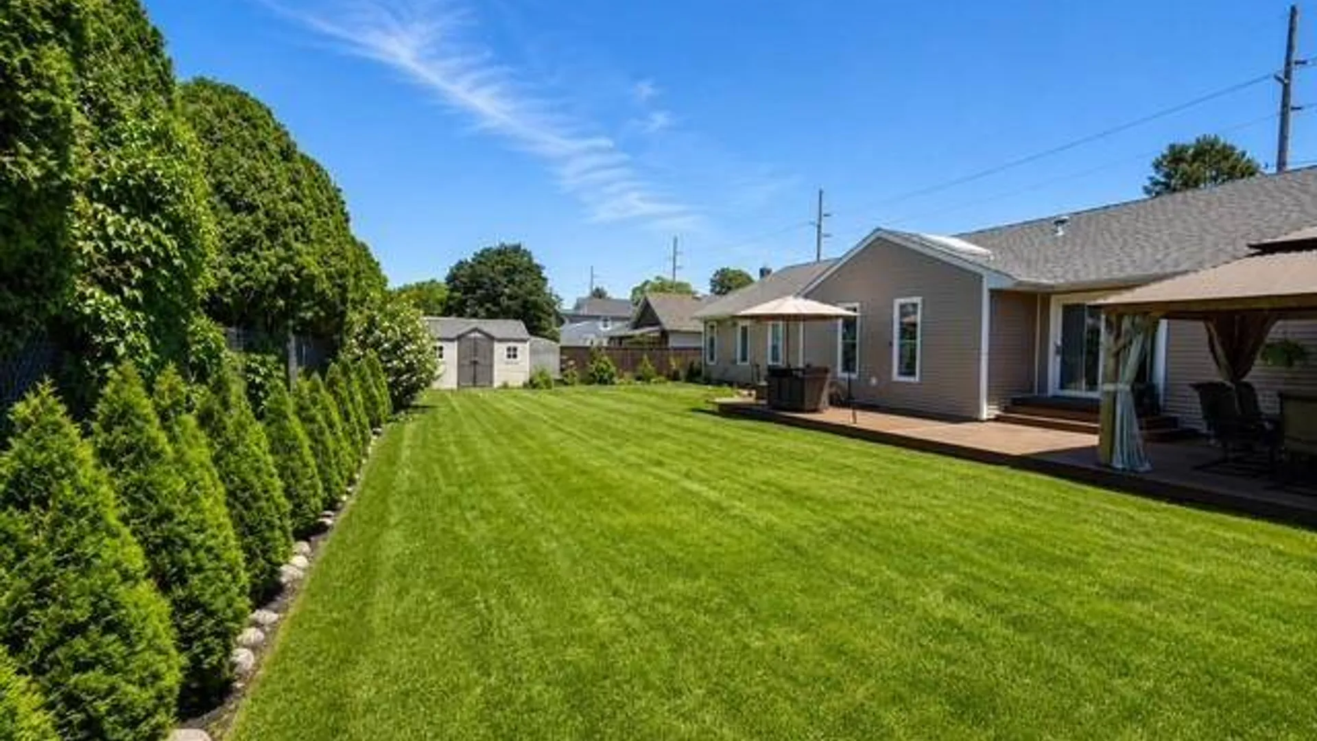 Property at 639 Elmwood Road, West Babylon, NY 11704 7