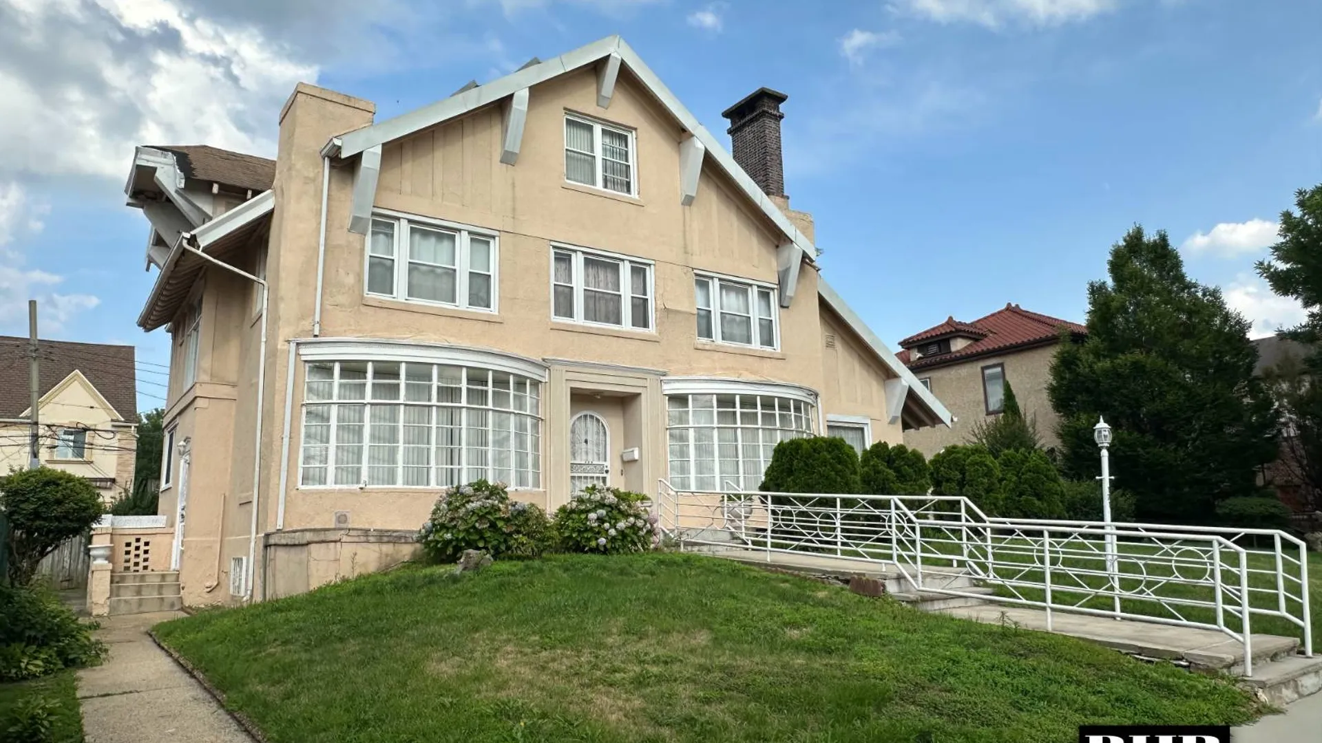 Property at 171 Girard St, Brooklyn, NY 11235 4