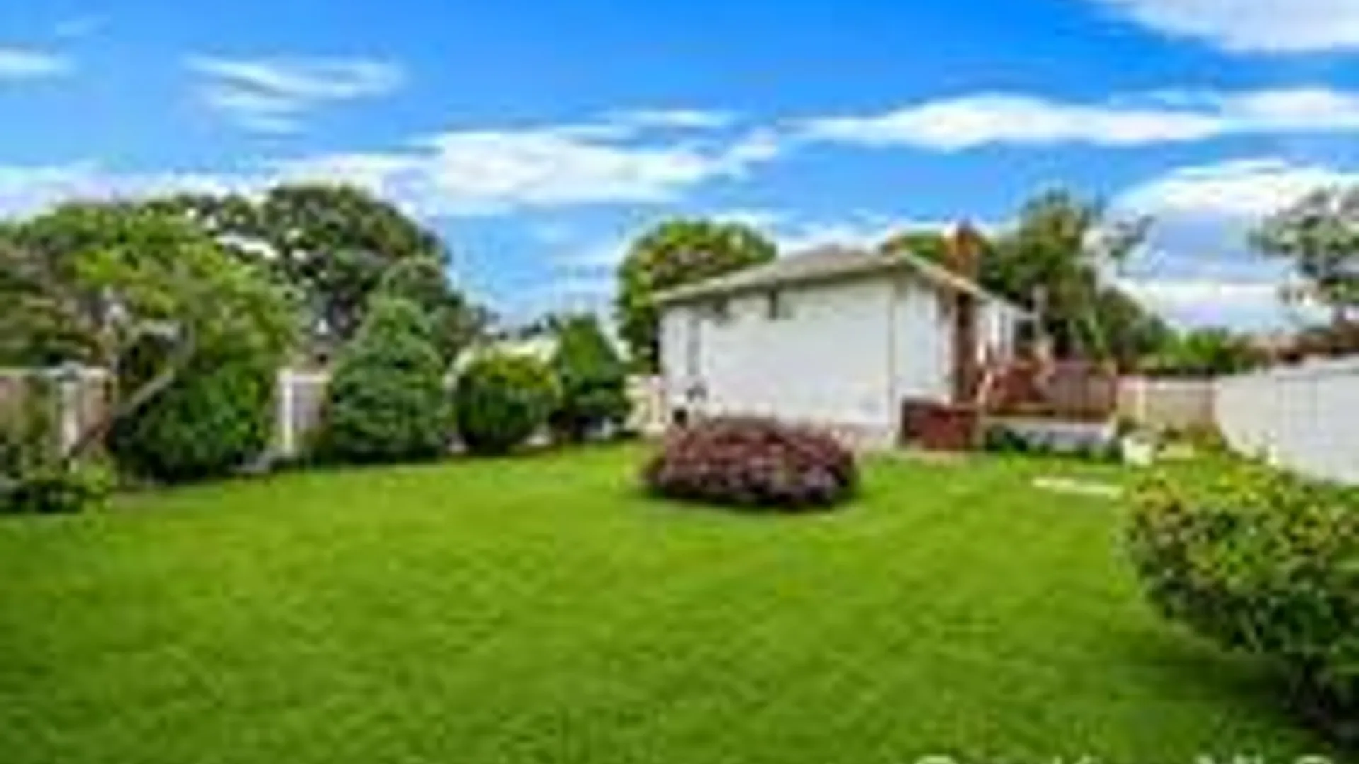 Property at 480 Fenimore Ave, North Babylon, NY 11703 6