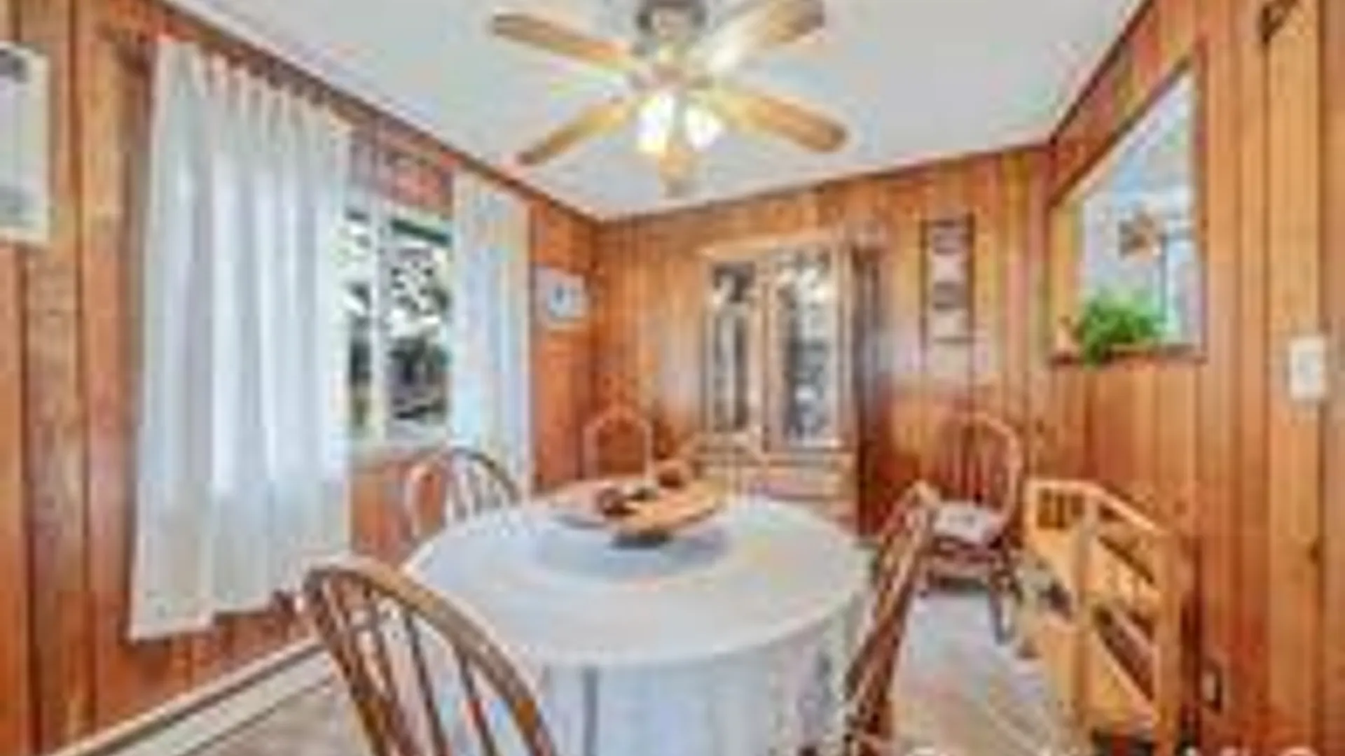 Property at 480 Fenimore Ave, North Babylon, NY 11703 13