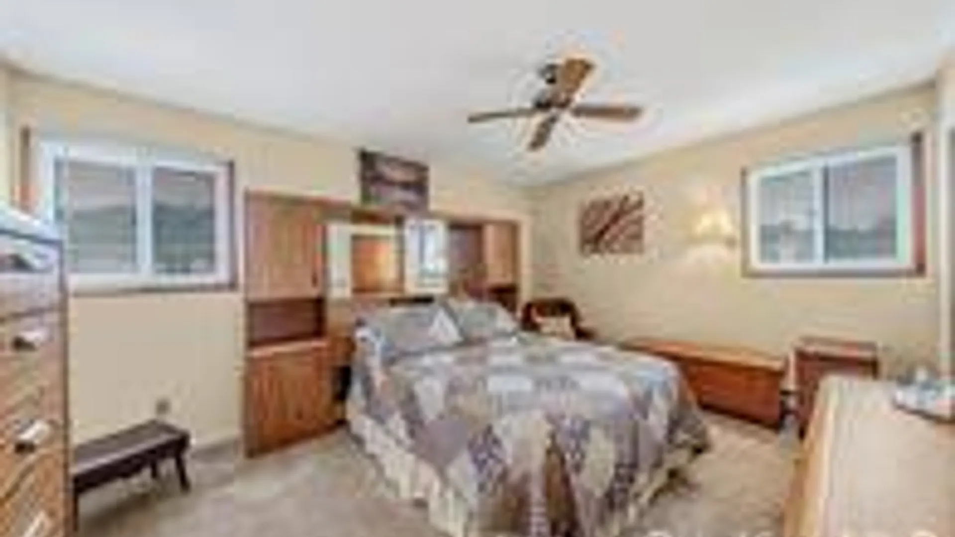 Property at 480 Fenimore Ave, North Babylon, NY 11703 24