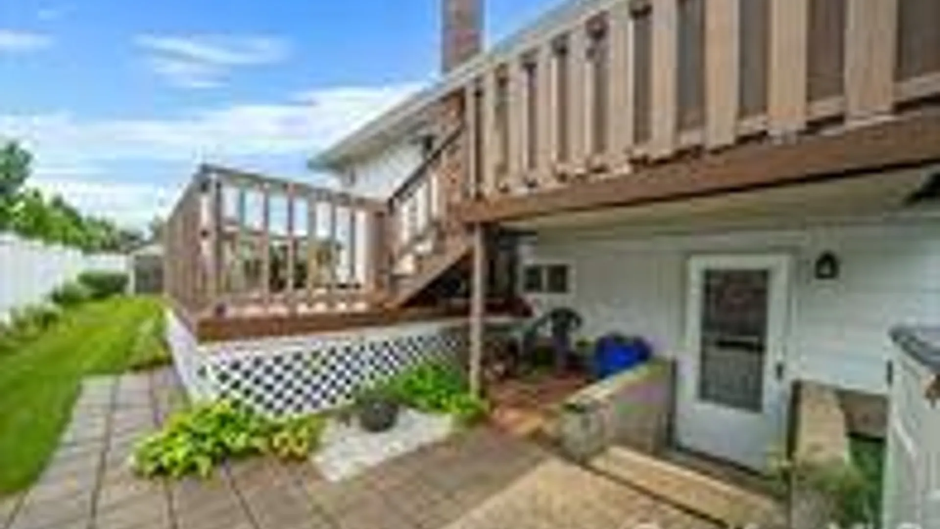 Property at 480 Fenimore Ave, North Babylon, NY 11703 33