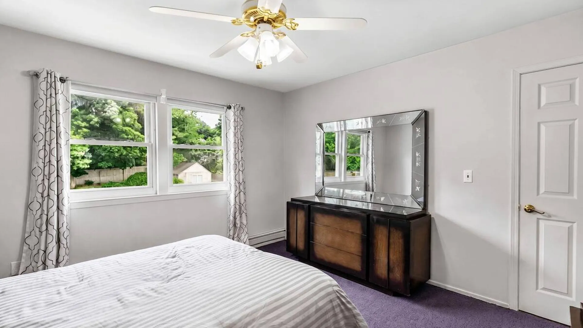 Property at 3 Warren Court, Farmingville, NY 11738 26
