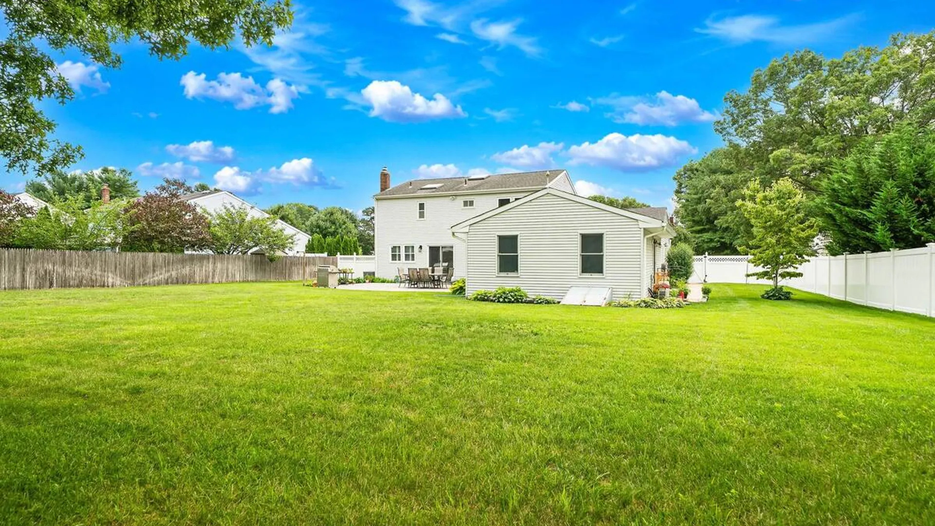 Property at 3 Warren Court, Farmingville, NY 11738 39