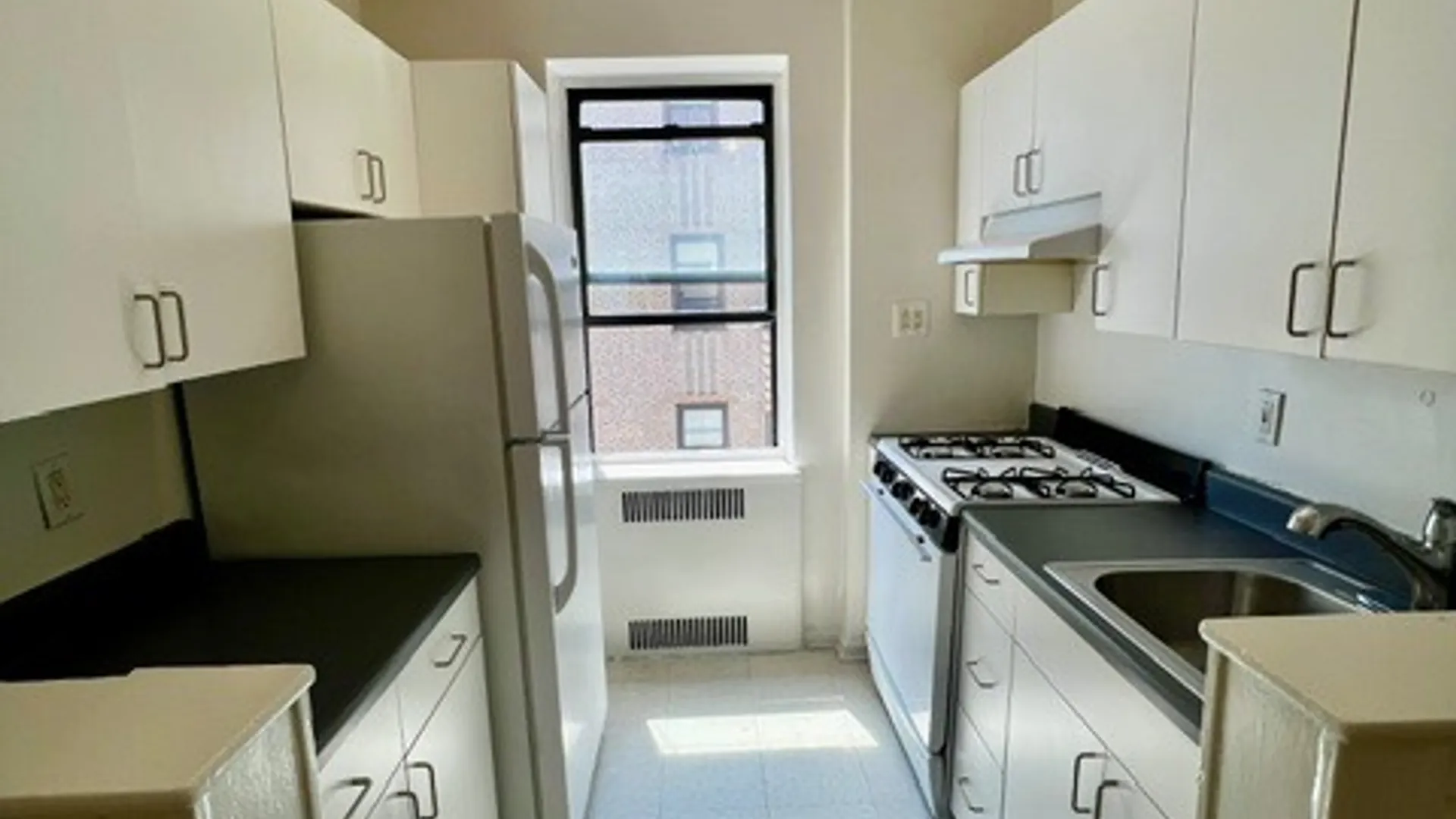 Property at 311 Main St, White Plains, NY 10601 9