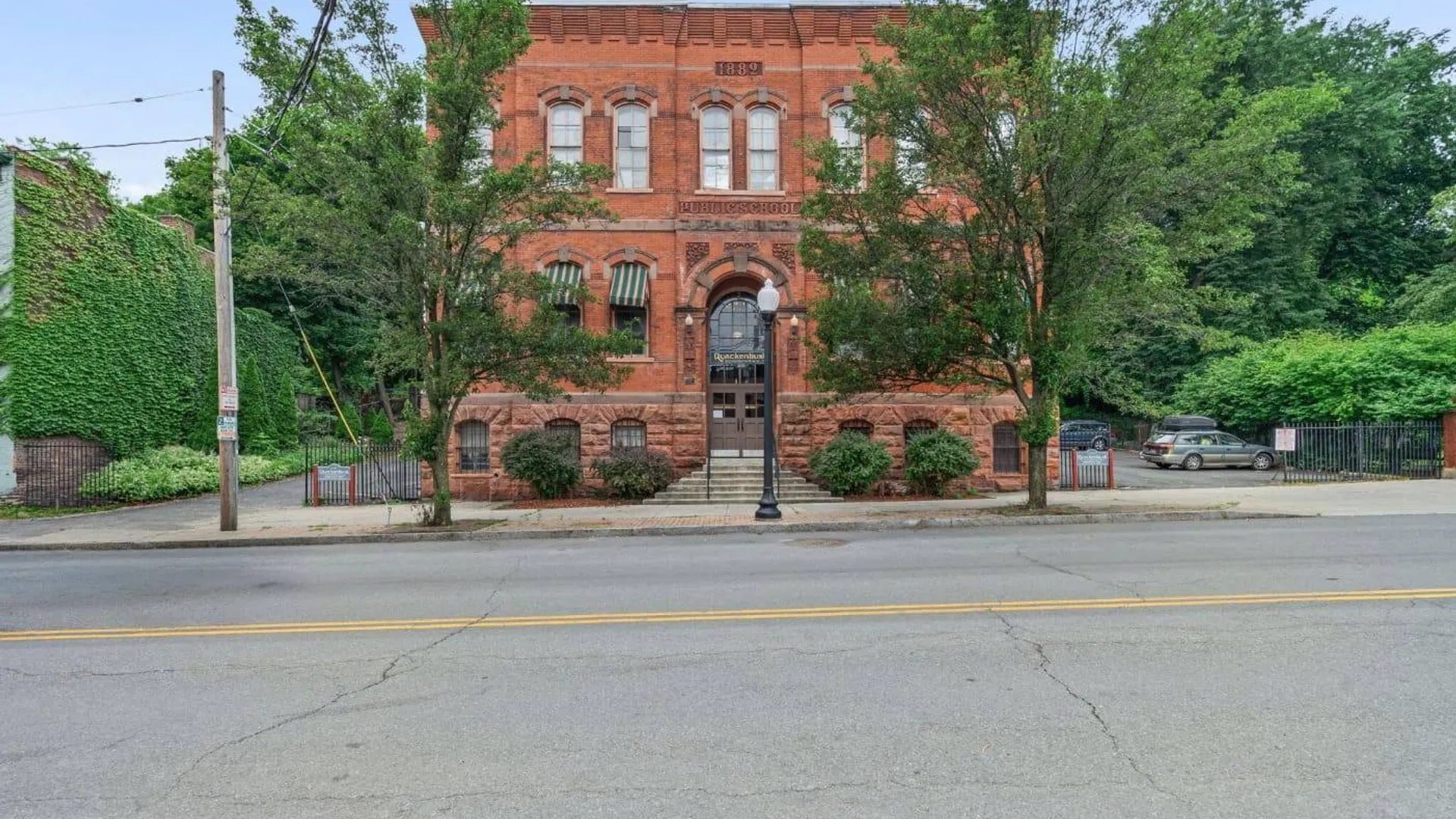 Property at 206 N Pearl Street, Albany, NY 12207 28