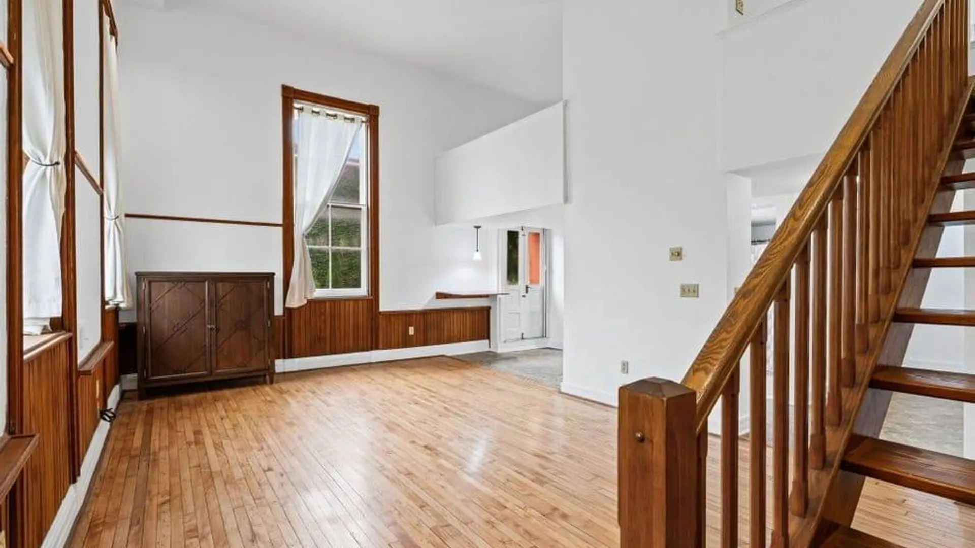 Property at 206 N Pearl Street, Albany, NY 12207 7