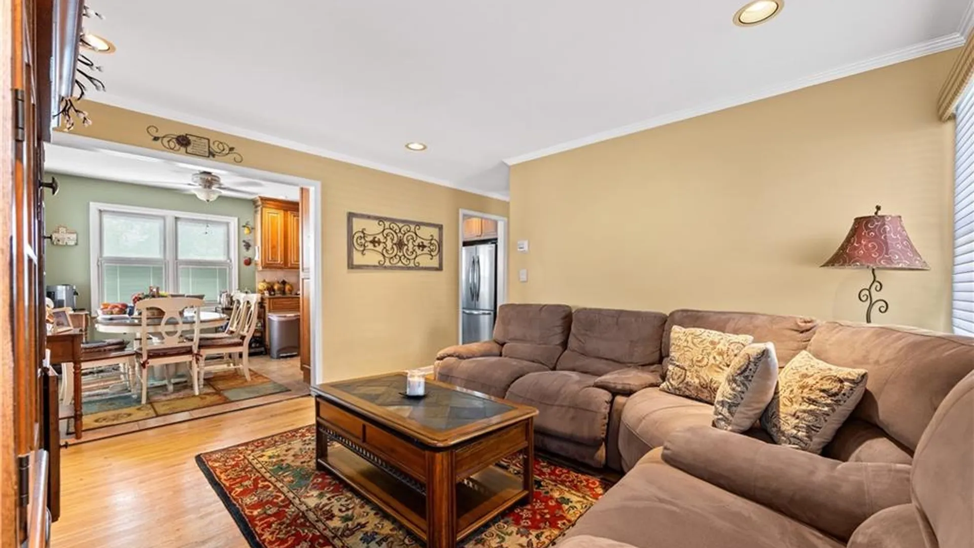 Property at 4711 Hylan Blvd, Staten Island, NY 10312 8