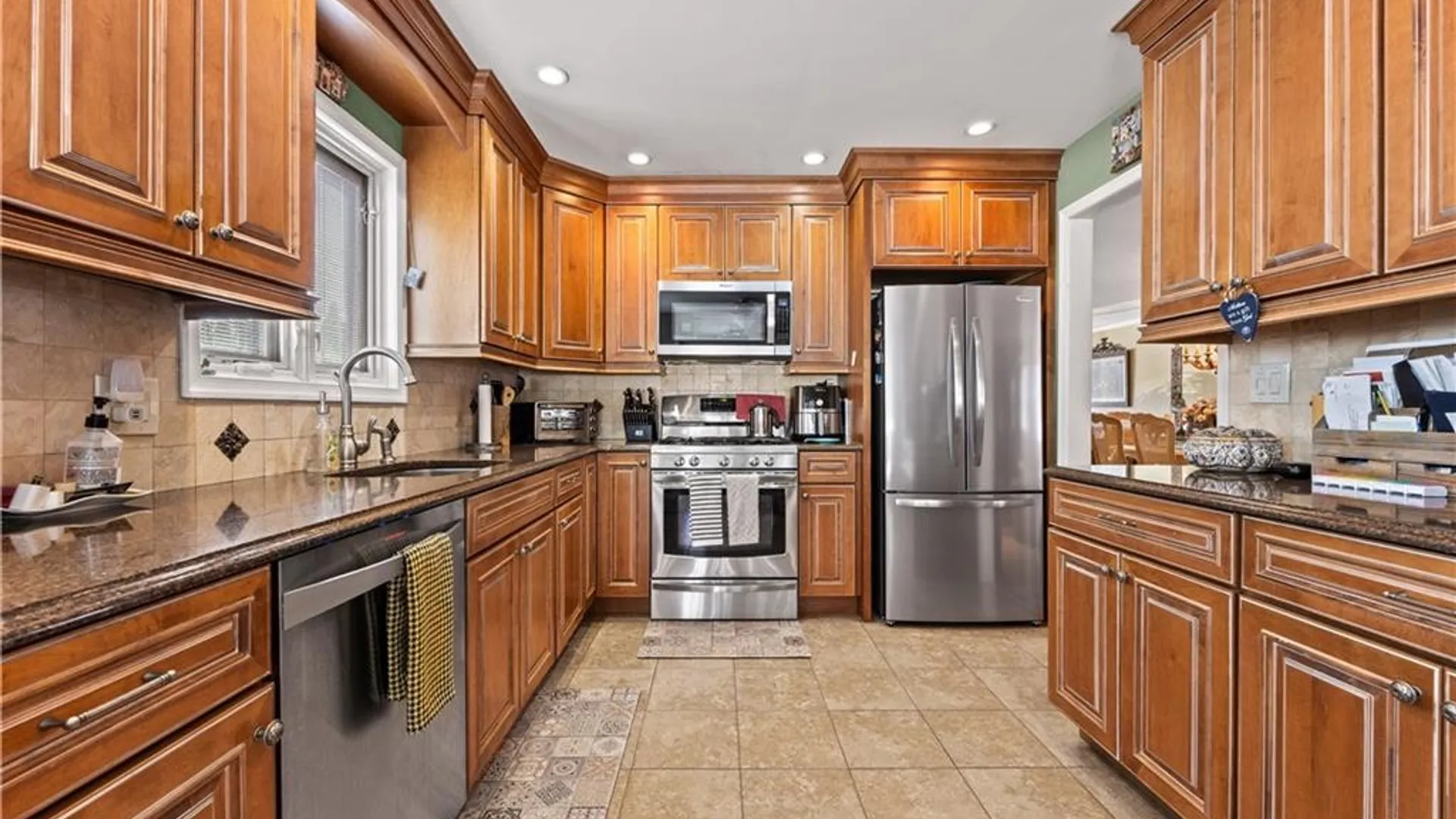 Property at 4711 Hylan Blvd, Staten Island, NY 10312 11