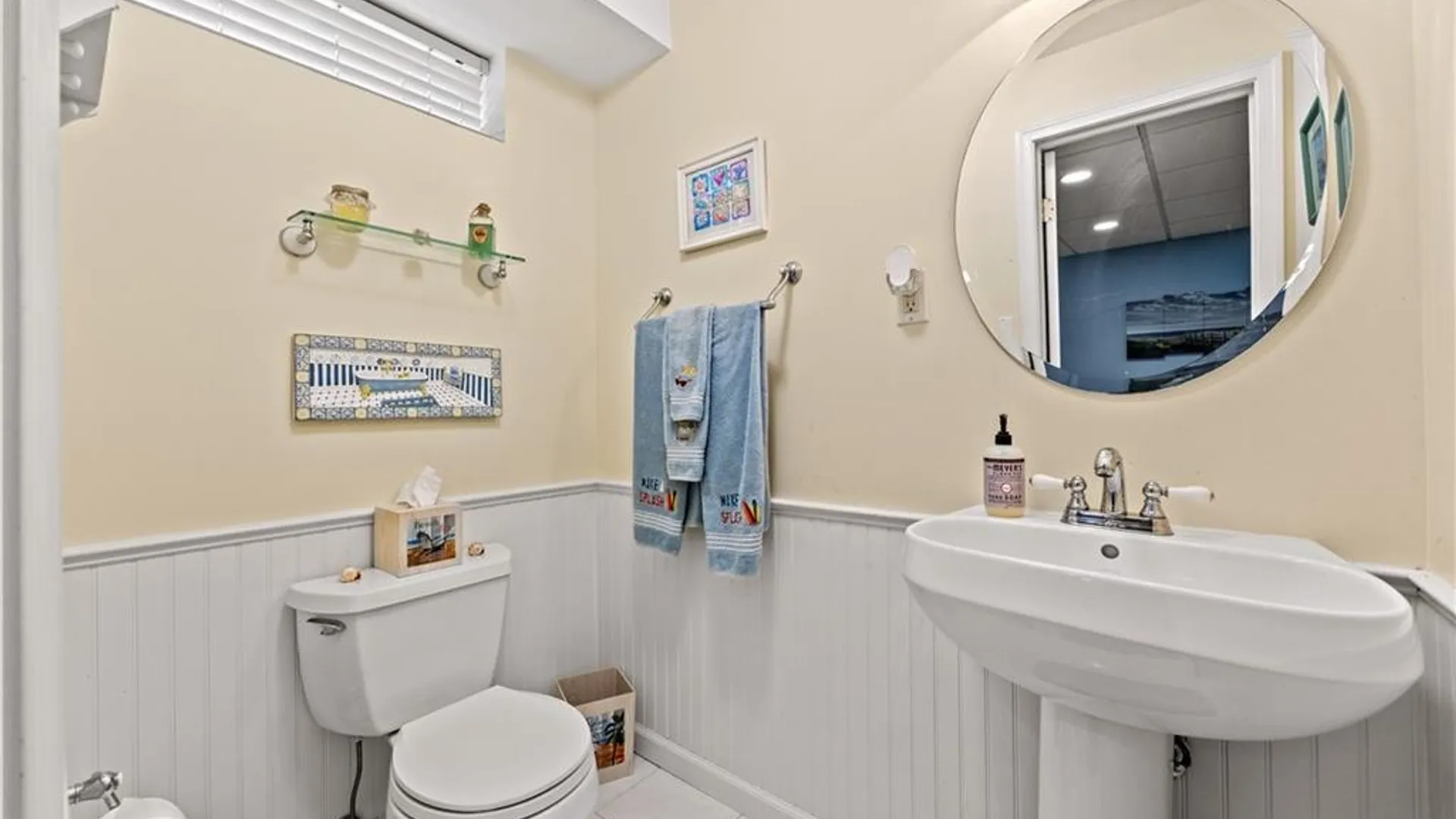 Property at 4711 Hylan Blvd, Staten Island, NY 10312 24