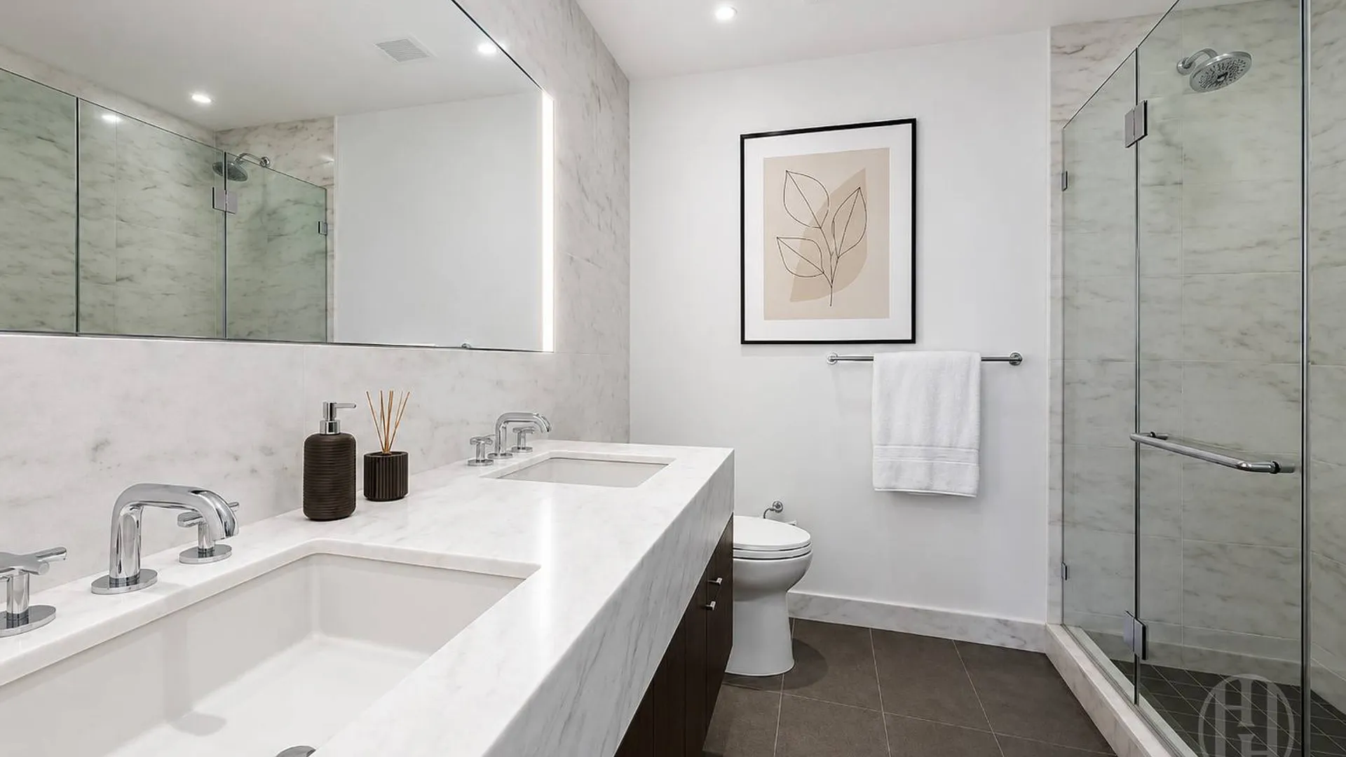 Property at 200 East 62nd Street, New York, NY 10021 6
