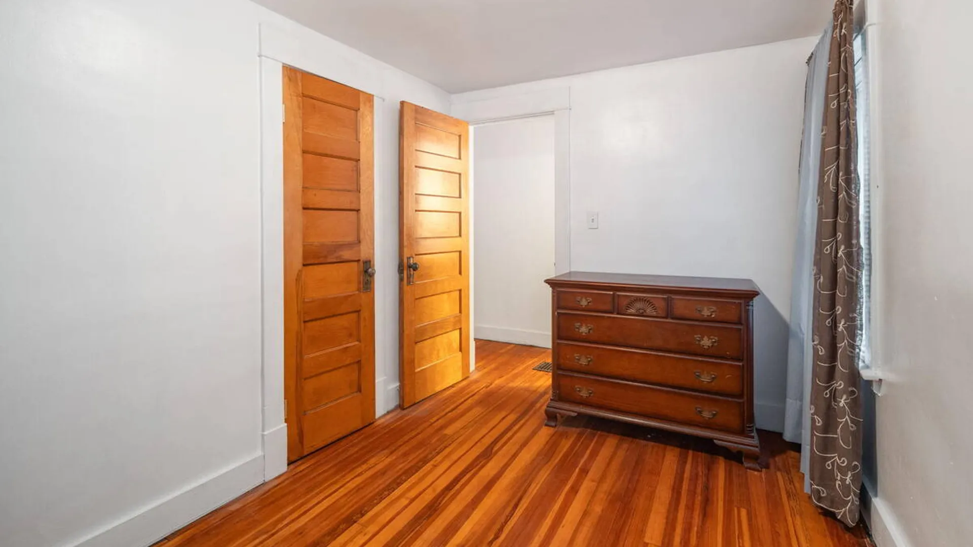 Property at 833 Harrison Avenue, Schenectady, NY 12306 29
