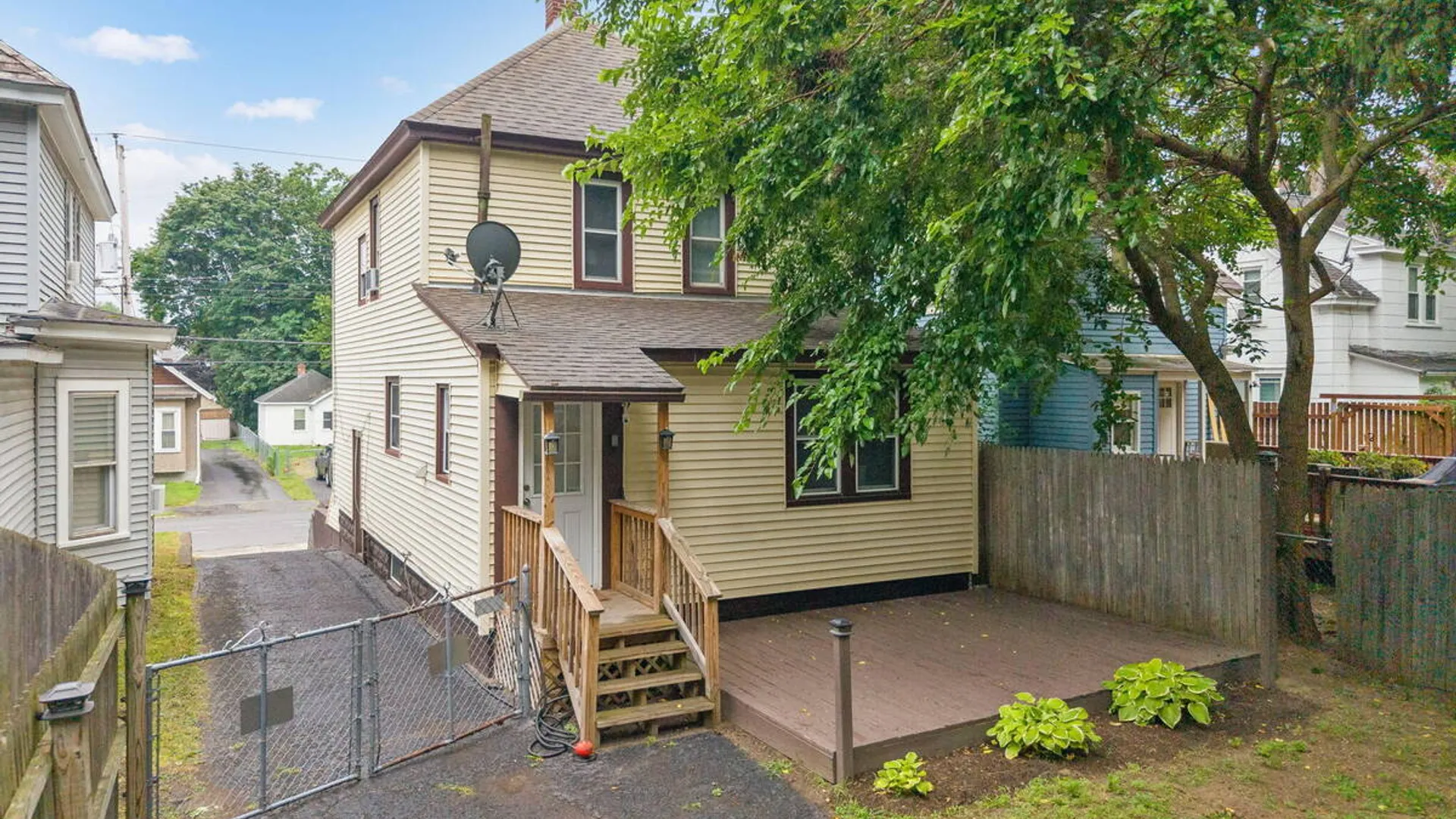 Property at 833 Harrison Avenue, Schenectady, NY 12306 40