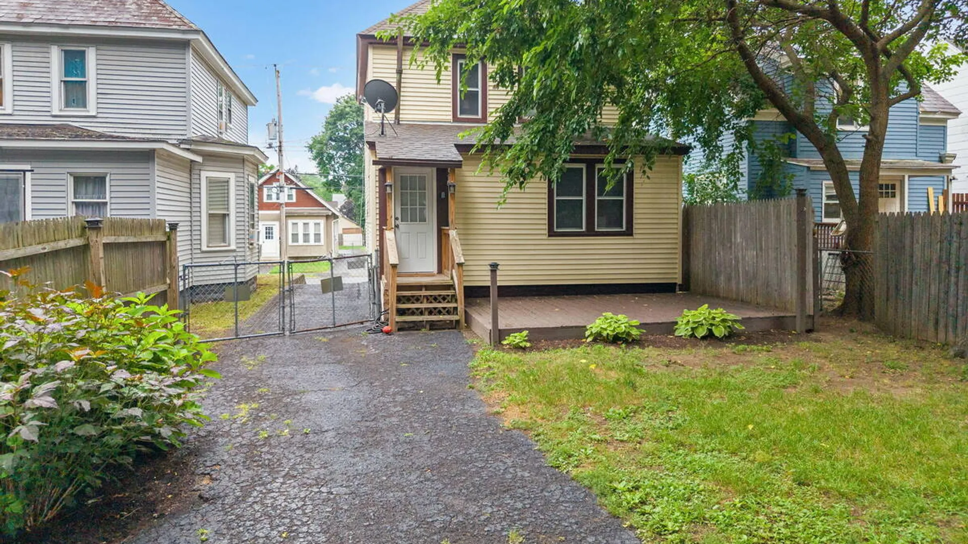 Property at 833 Harrison Avenue, Schenectady, NY 12306 41