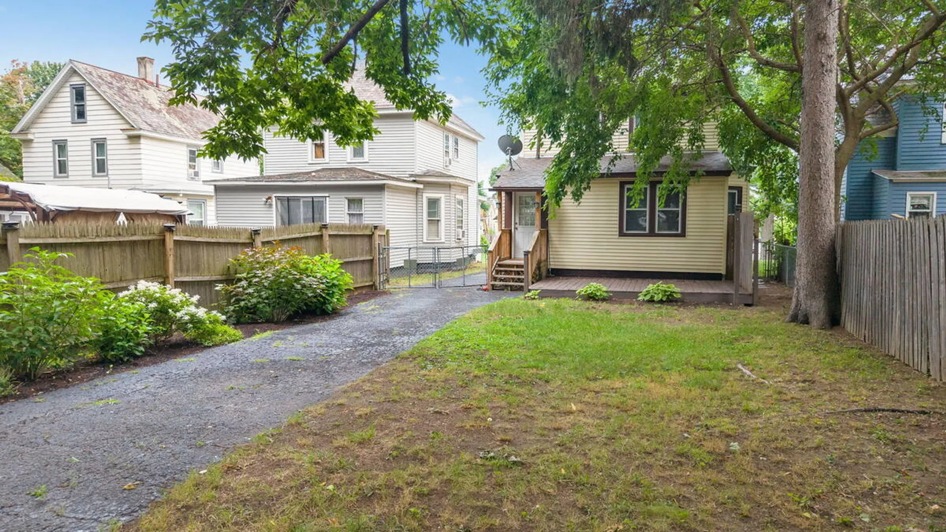 Property at 833 Harrison Avenue, Schenectady, NY 12306 42