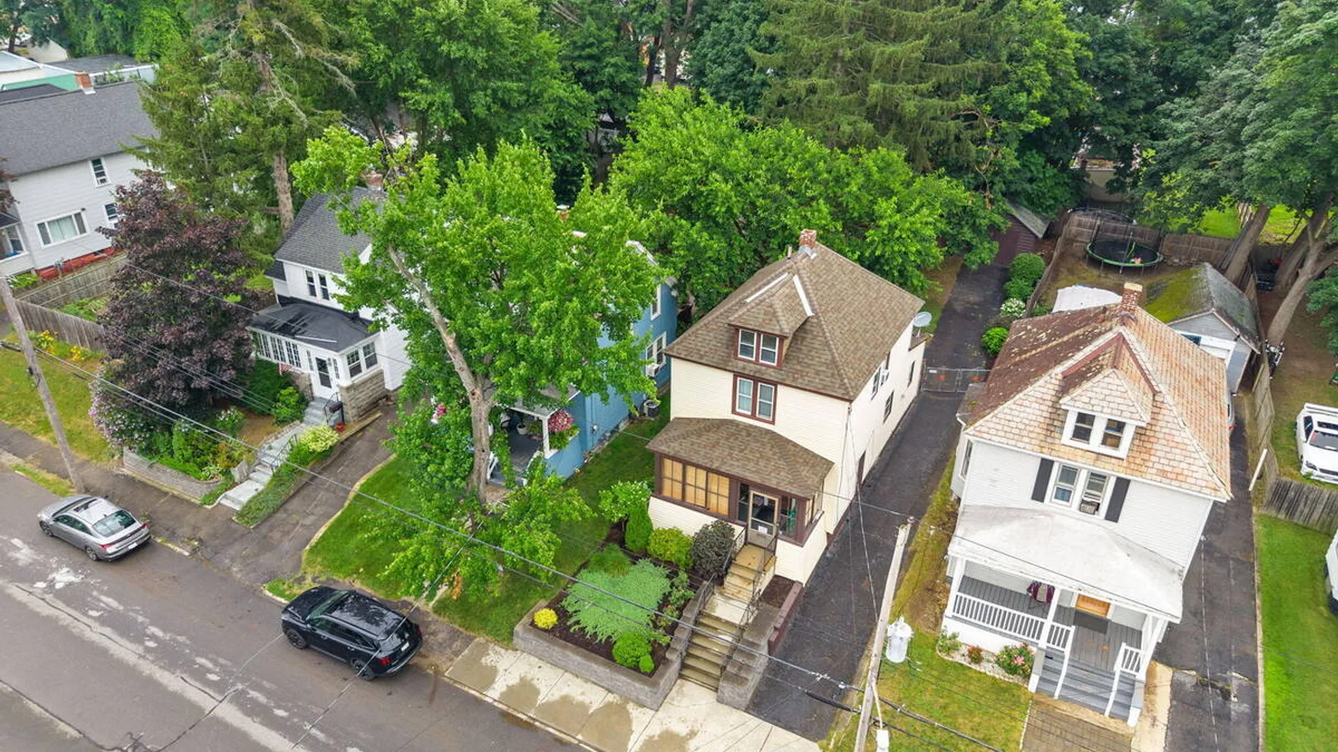 Property at 833 Harrison Avenue, Schenectady, NY 12306 45