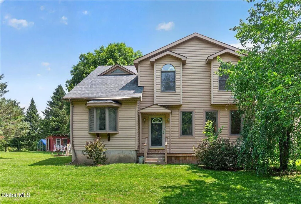 Property at 226 Belfance Road, Amsterdam, NY 12010