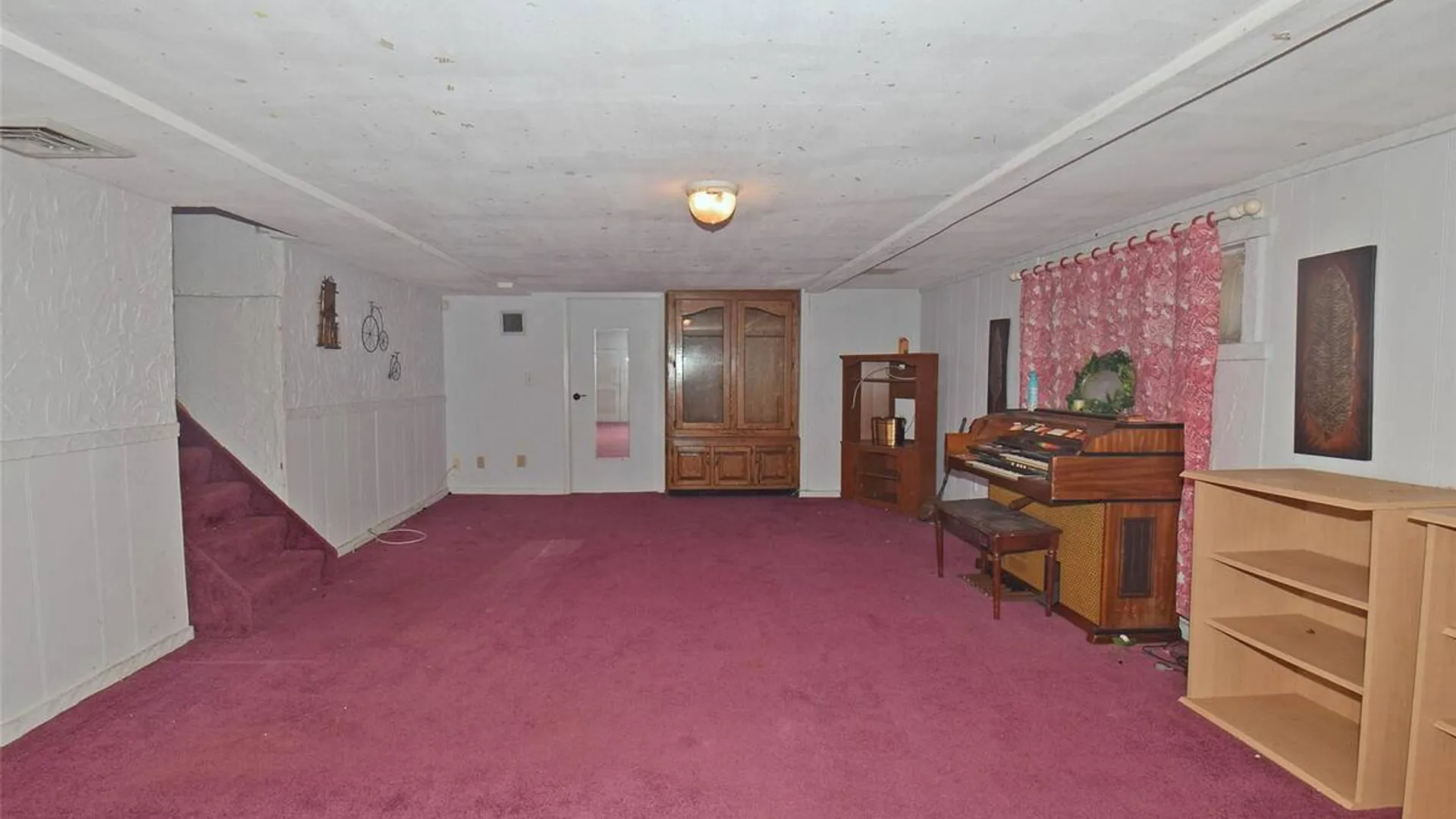 Property at 29 Ivy Hill Drive, Hauppauge, NY 11787 16