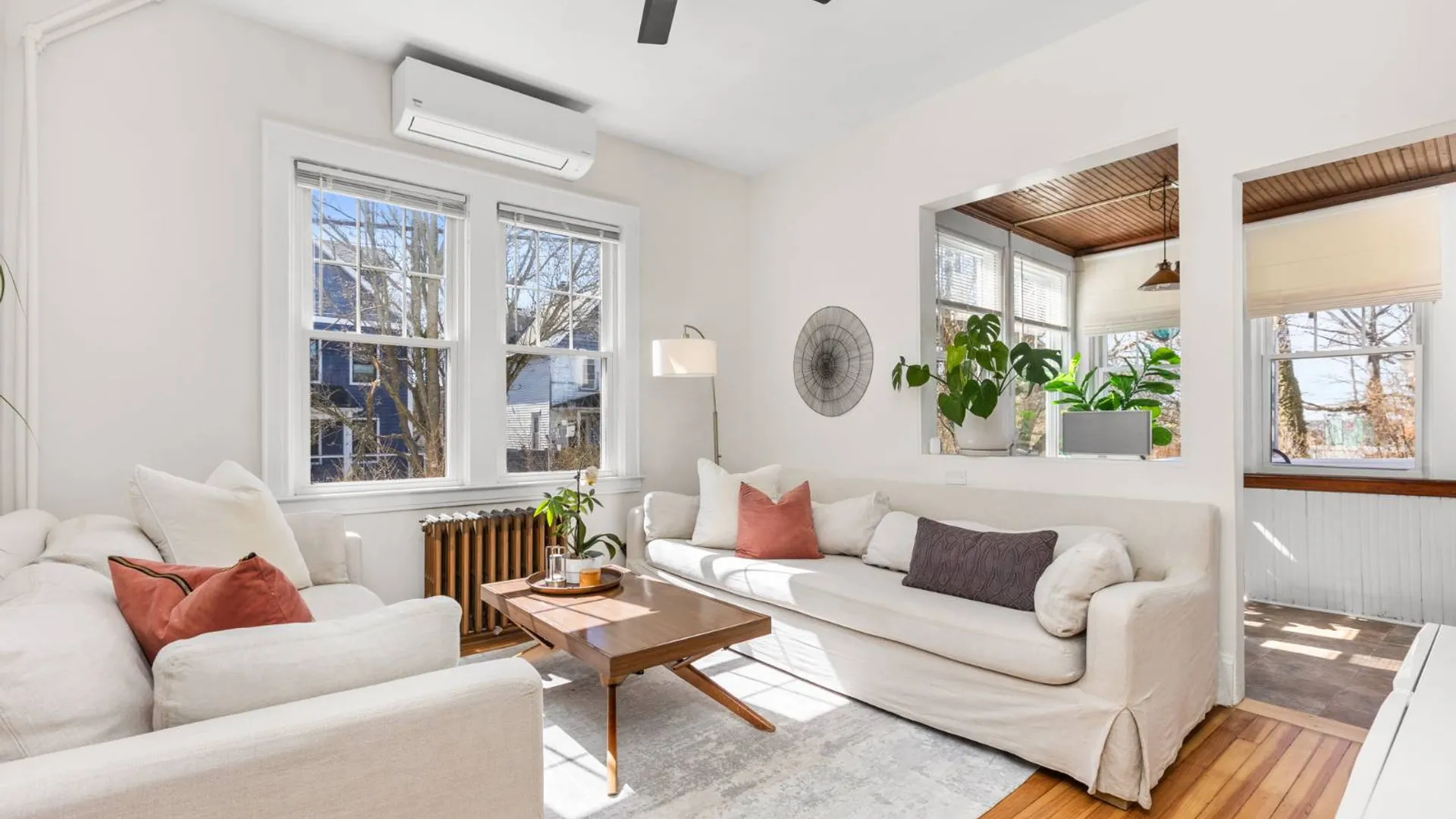 Property at 401 Hunter Ave, Bronx, NY 10464 6