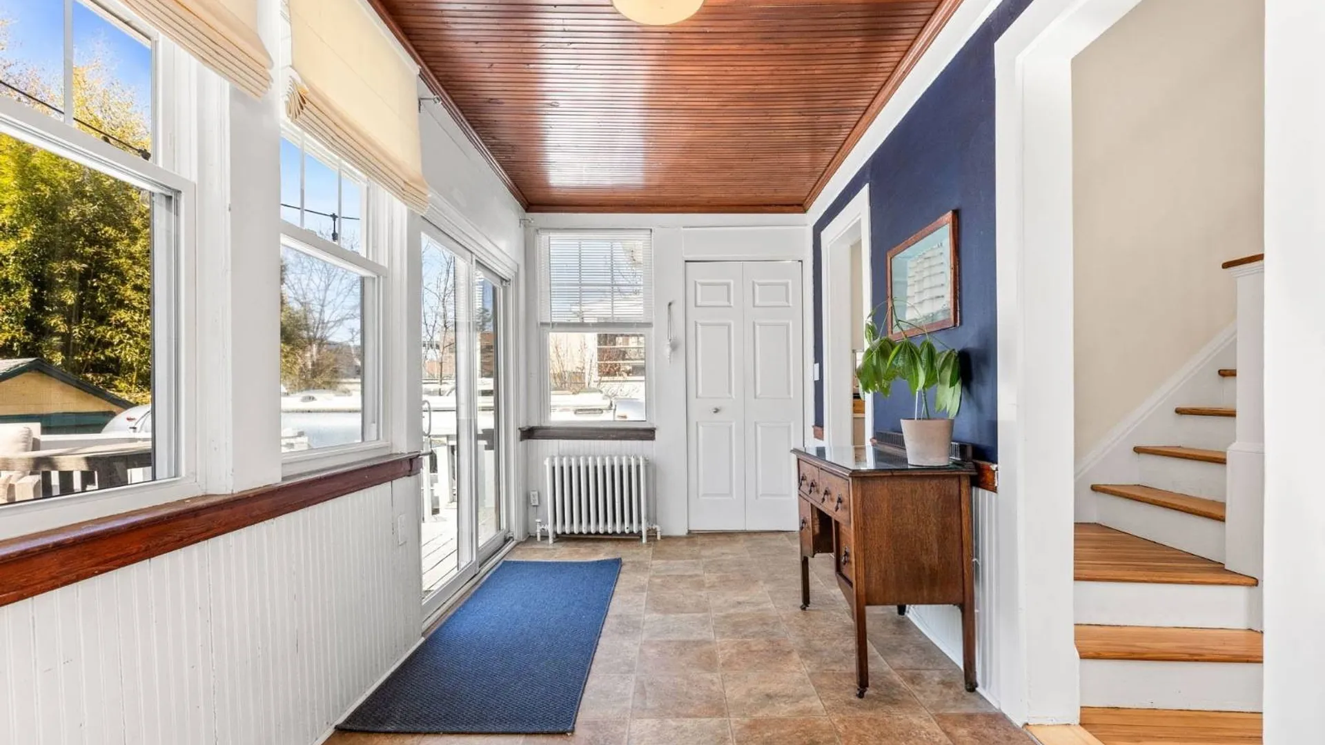 Property at 401 Hunter Ave, Bronx, NY 10464 9