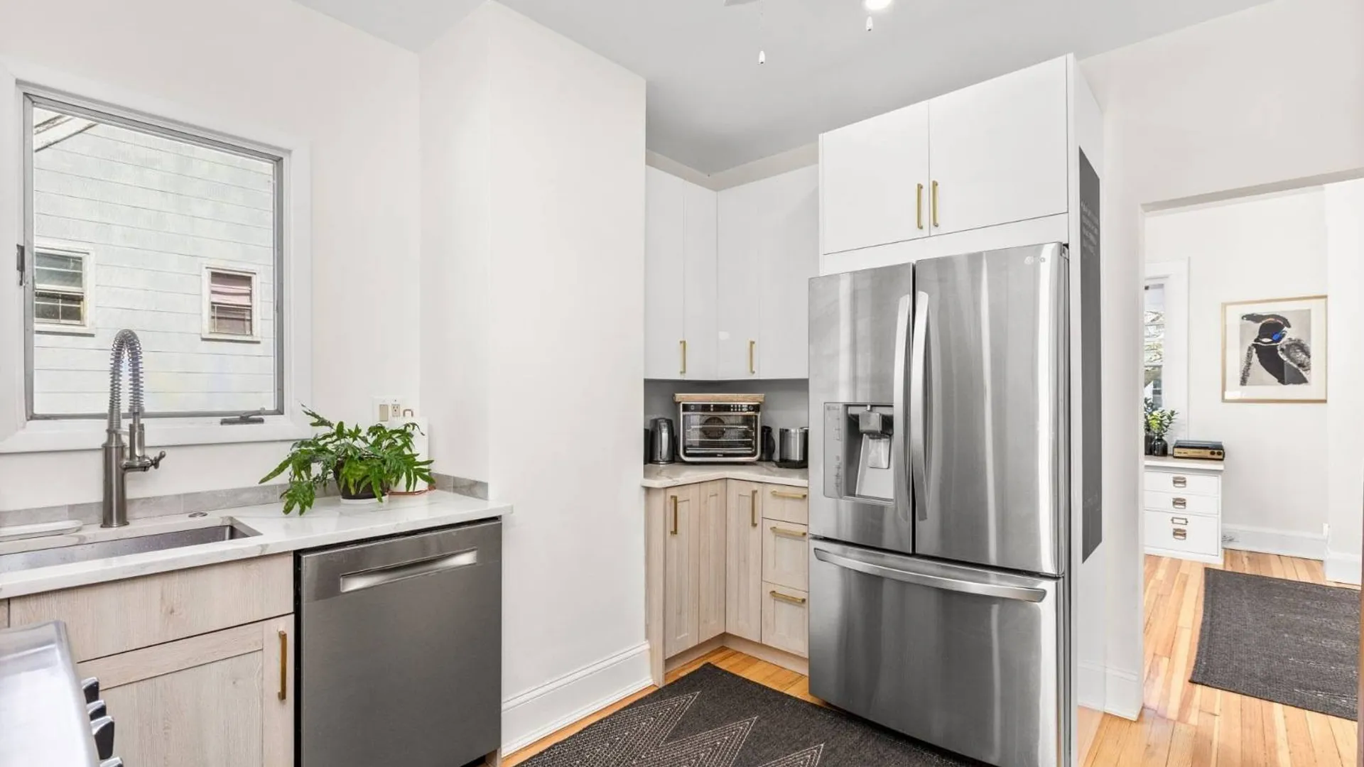 Property at 401 Hunter Ave, Bronx, NY 10464 11