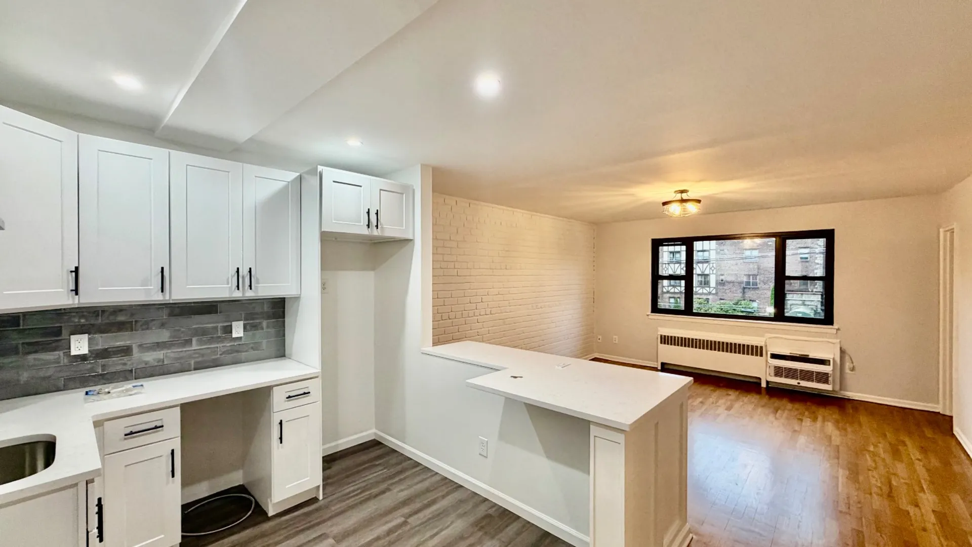 Property at 115 Stonelea Pl, New Rochelle, NY 10801 7