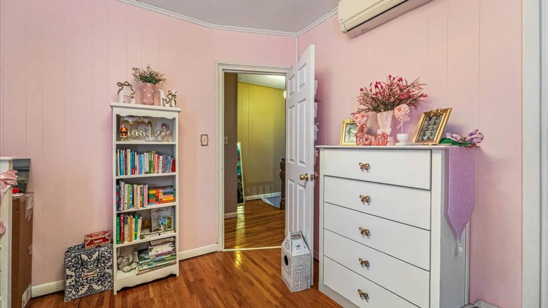 Property at 152-15 11th Ave, Whitestone, NY 11357 20