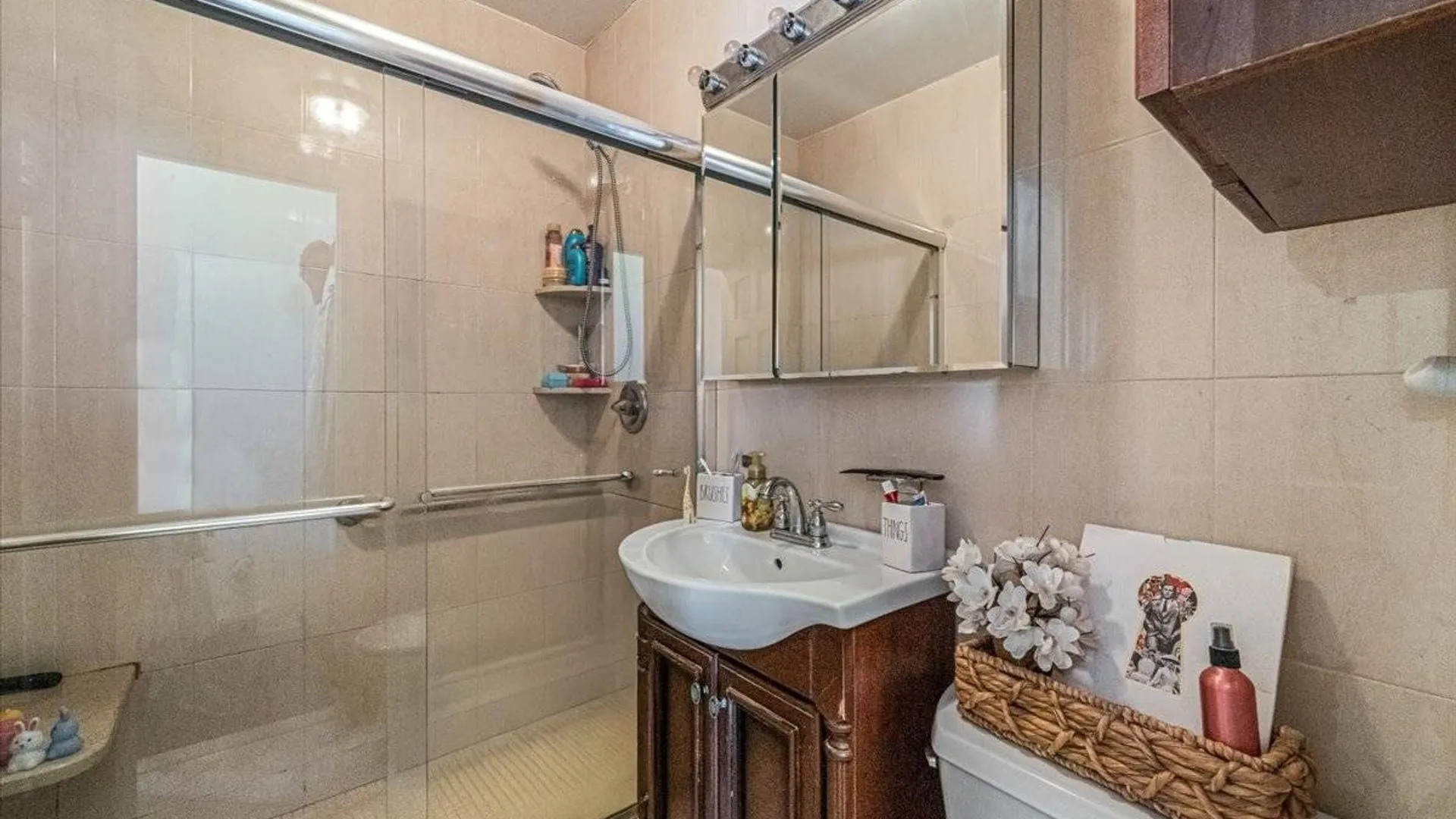Property at 152-15 11th Ave, Whitestone, NY 11357 23