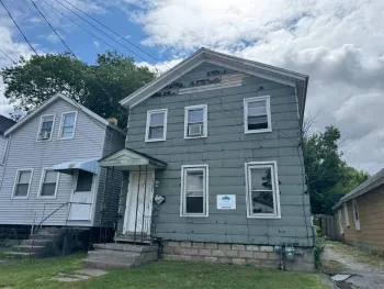 Property at 110 Seward St, Syracuse, NY 13203