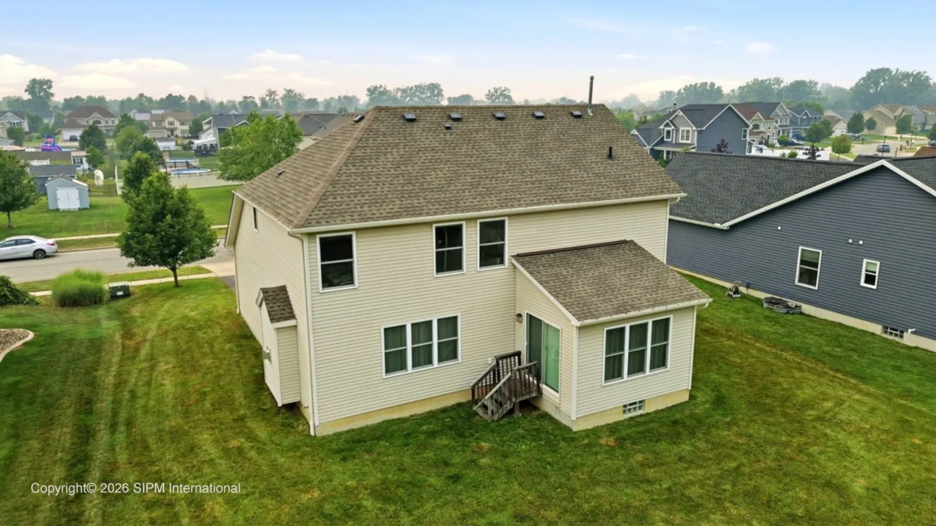 Property at 39 Chancellor Ln, West Seneca, NY 14224 3