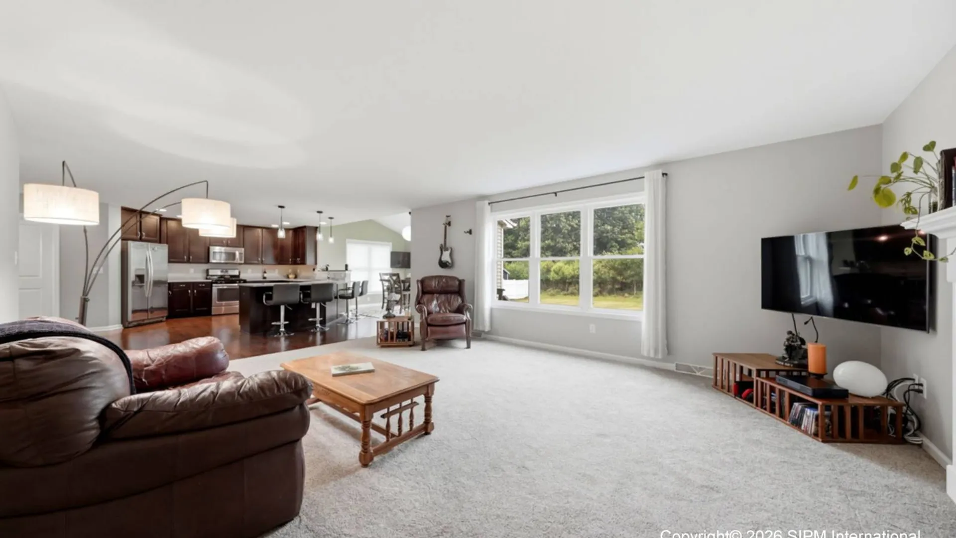 Property at 39 Chancellor Ln, West Seneca, NY 14224 6
