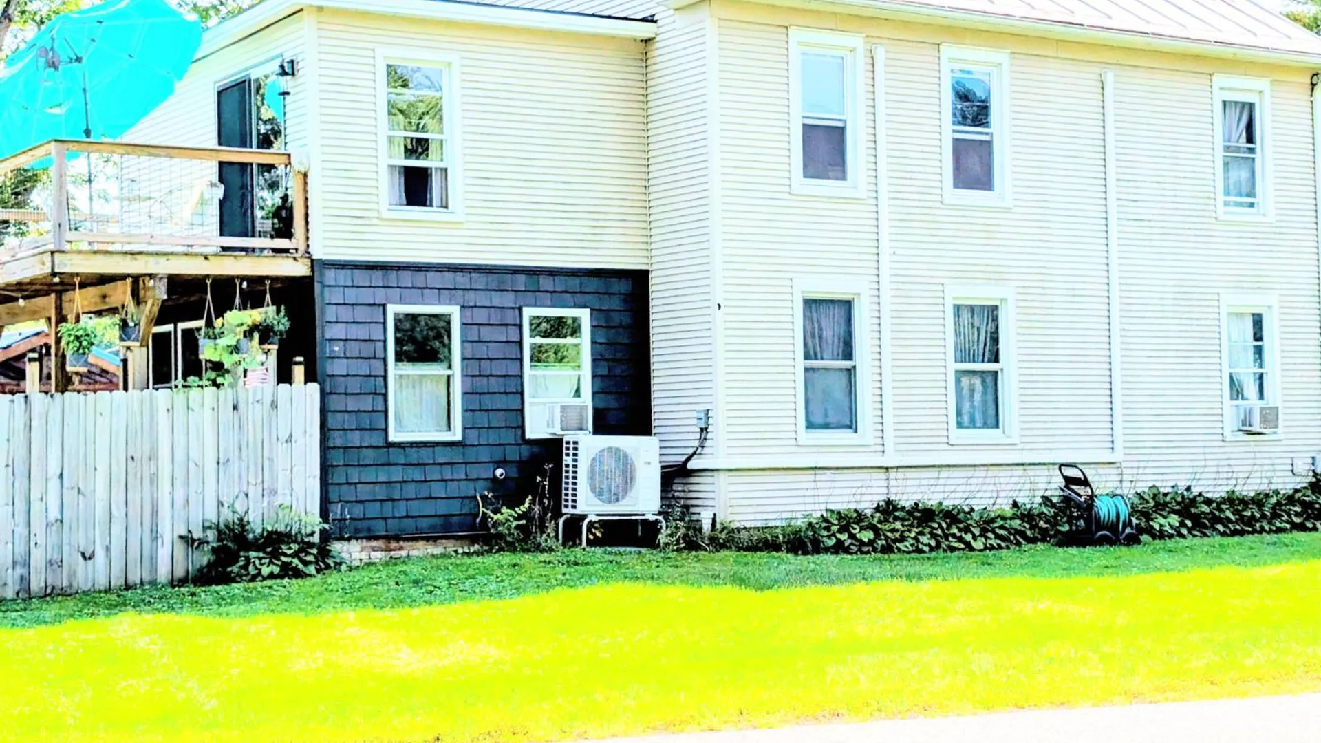 Property at 29 N Vernon St, Athens, NY 12015 3