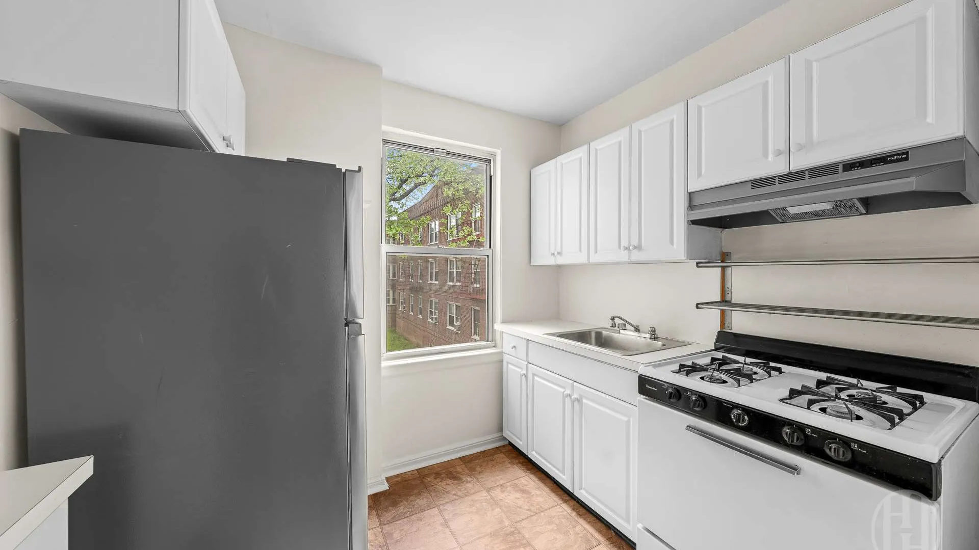 Property at 141 -27 79th Ave, Queens, NY 11367 11