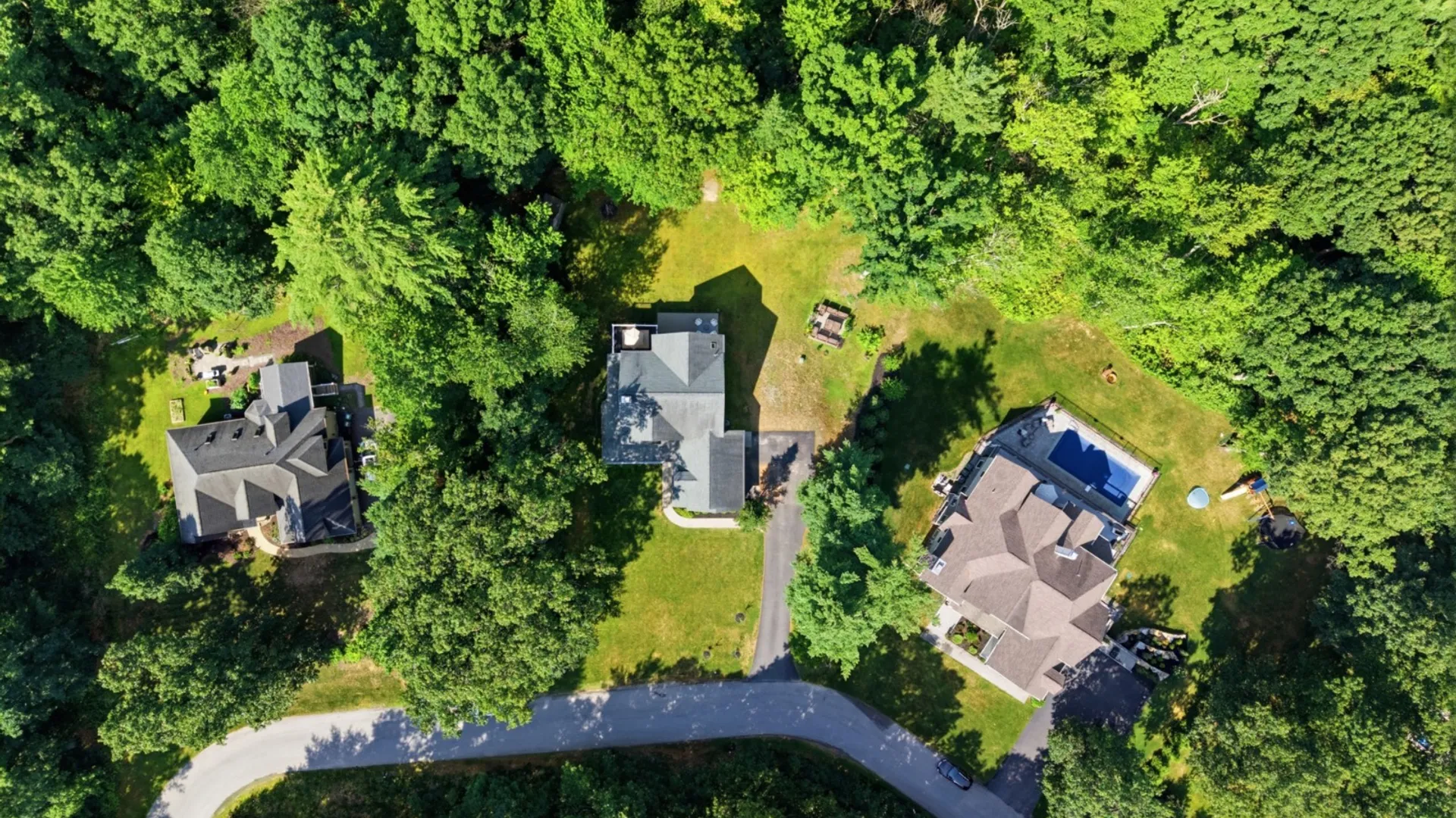 Property at 3 Iris Dr, Saratoga Springs, NY 12866 77